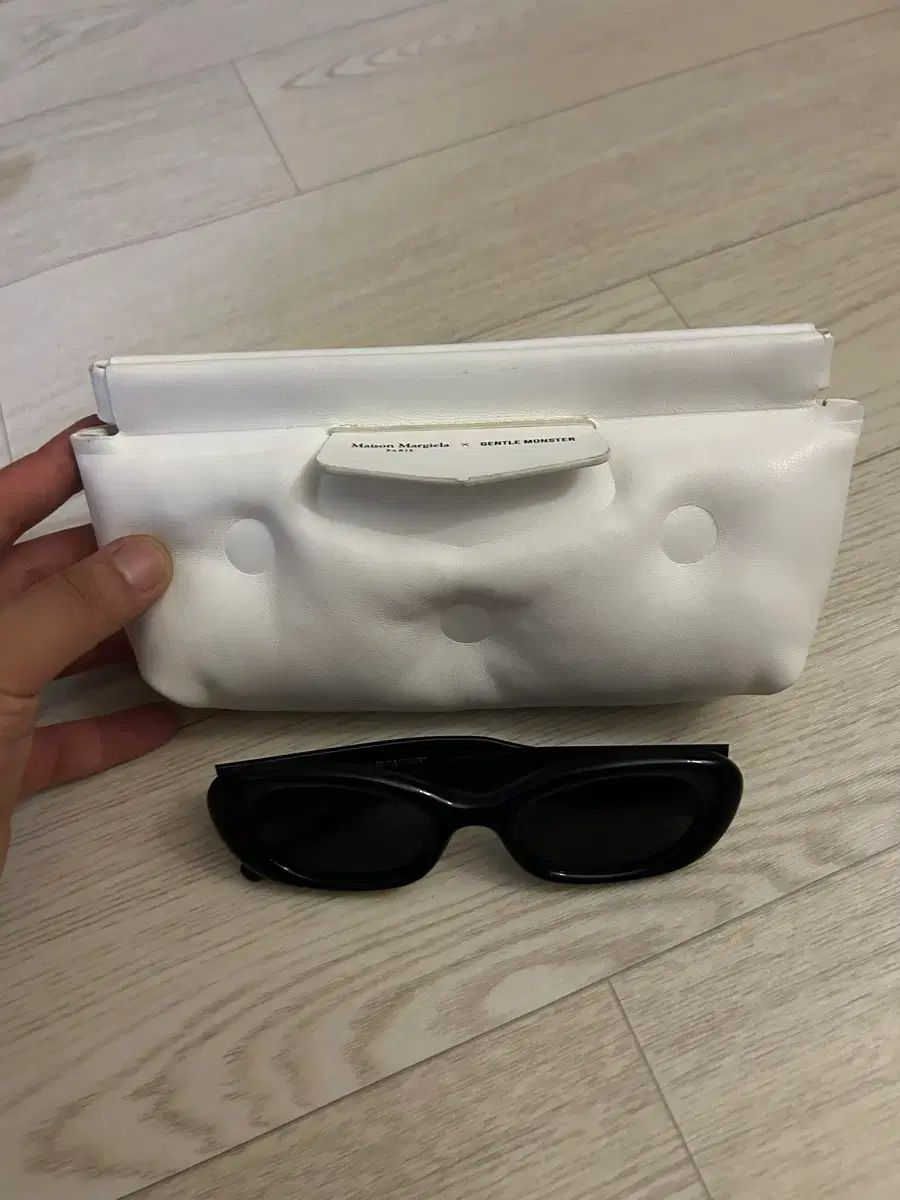 GENTLE MONSTER(ジェントルモンスター) Maison Margiela(メゾンマルジェラ) コラボ サングラス ブラック