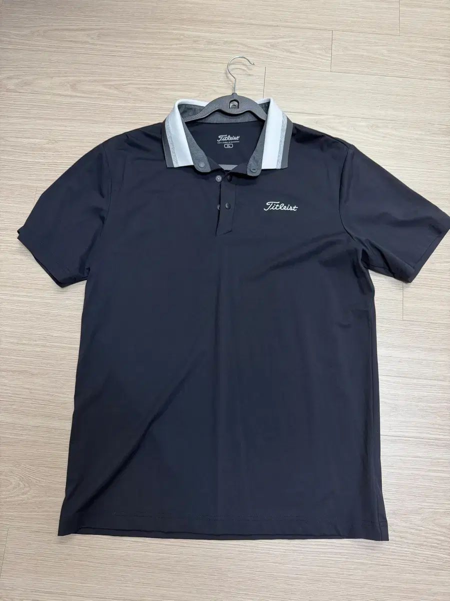 タイトリスト カラーTシャツ（ほぼ新品）