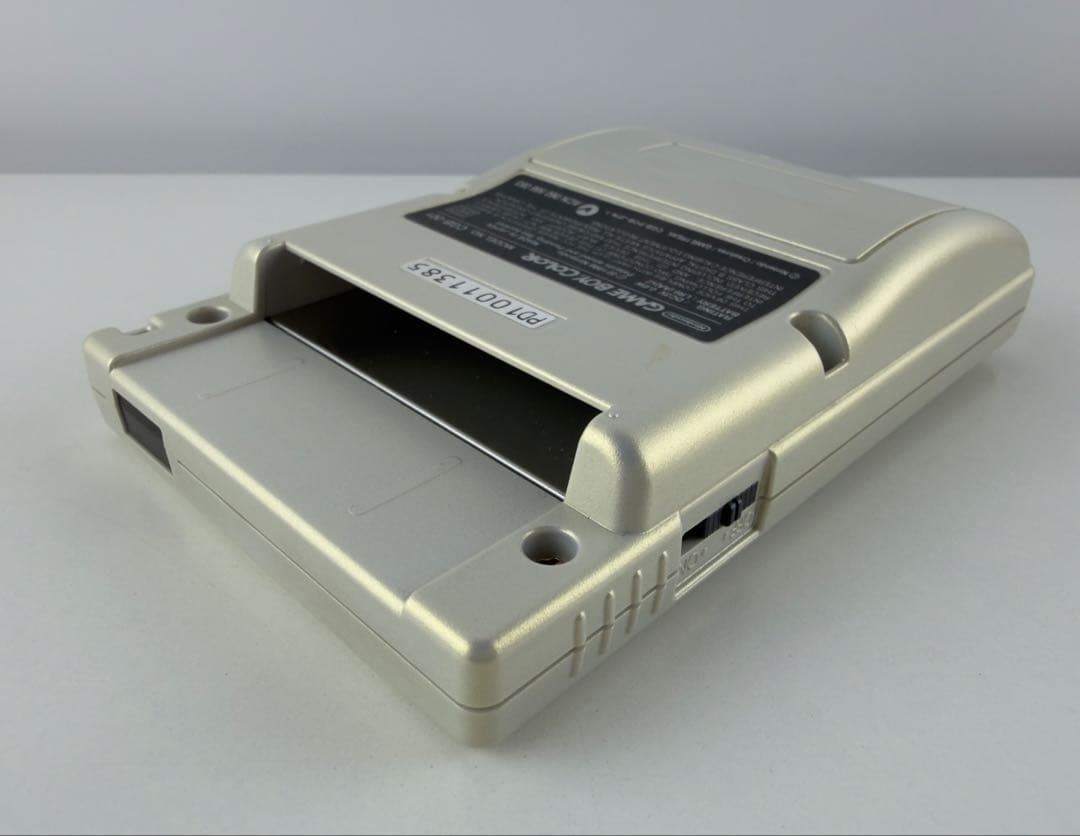 美品 ゲームボーイカラー ポケモンセンター 本体 ポケモン金銀発売記念 正規品 Nintendo GAMEBOYCOLOR