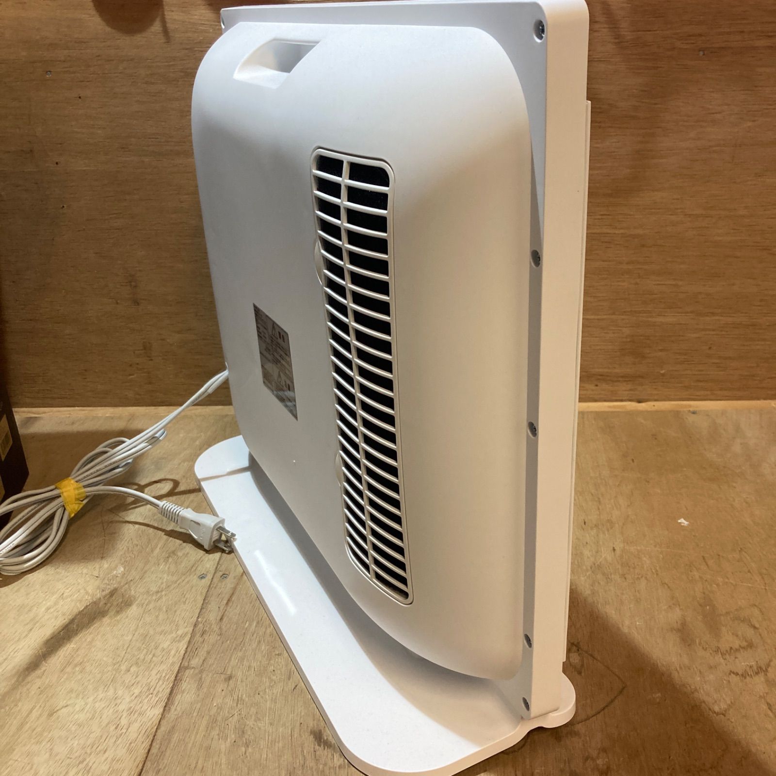 美品 セラミックファンヒーター CH-S2236 スリーアップ（国産メーカー