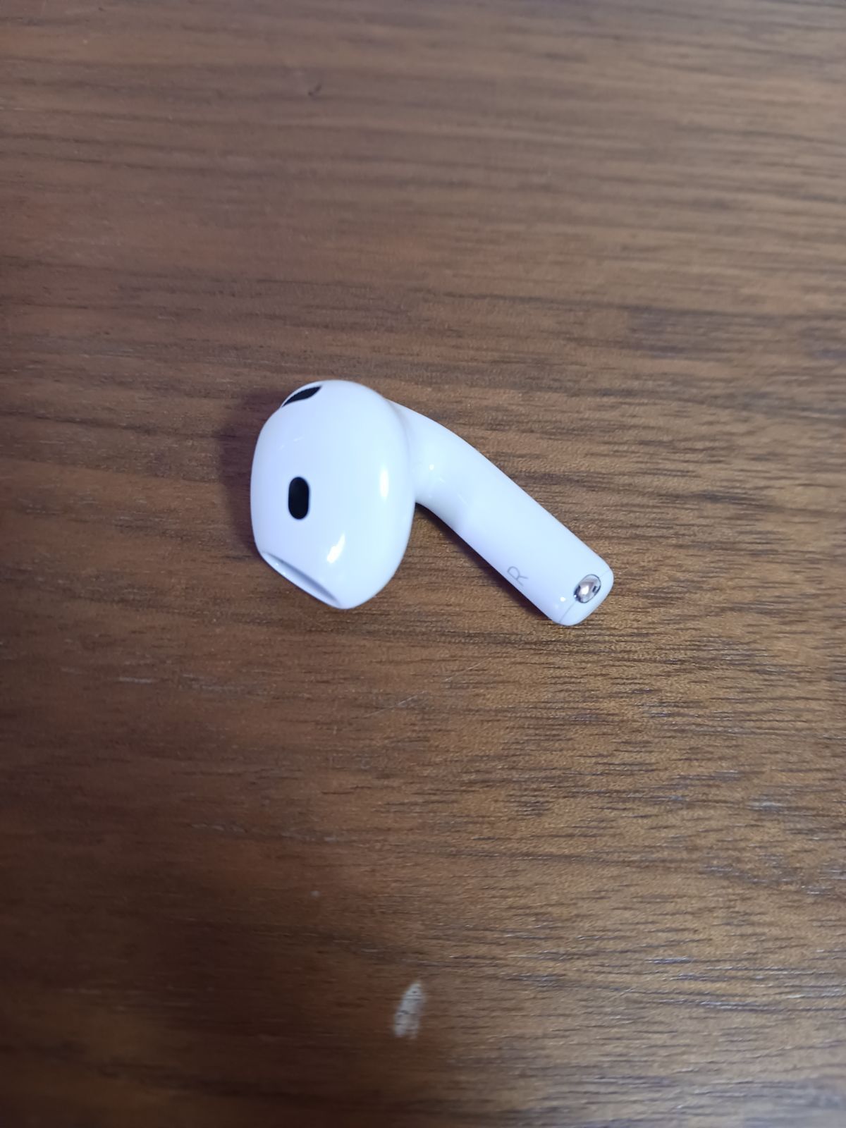 正規品）AirPods 第4世代 右耳のみ ノイズキャンセリング無しモデル