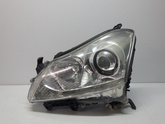 200系 マジェスタ 左ヘッドライト HID URS206/207 30-359 J 81185