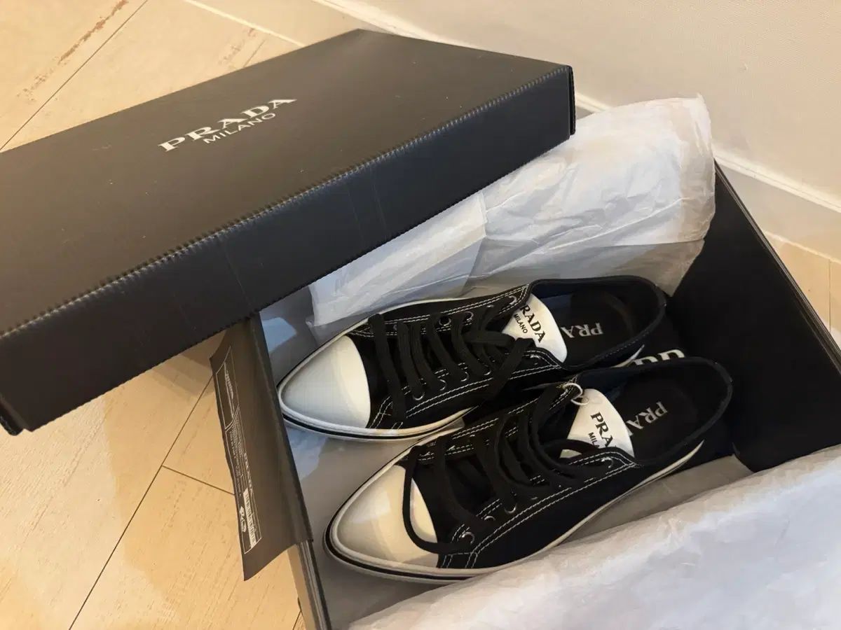(新品) PRADA プラダ スニーカー ブラック 265