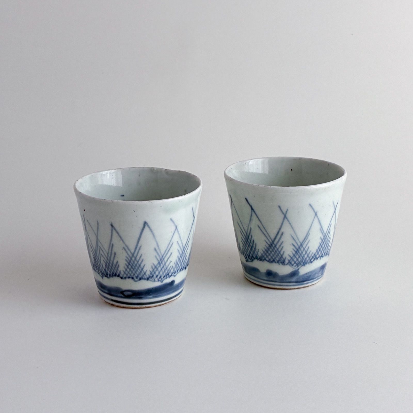 古伊万里　染付　草文　蕎麦猪口　japanese antique koimari 骨董　江戸　時代もの　２客セット