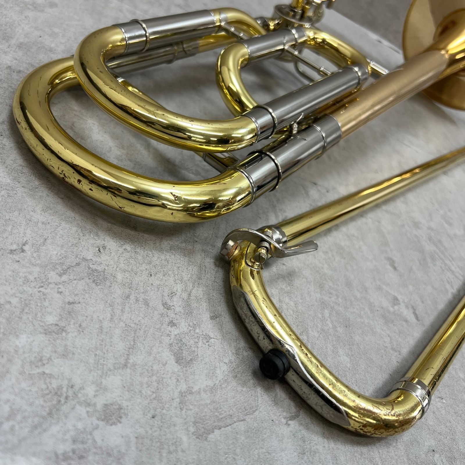ヤマハ テナーバストロンボーン YSL-820G ゴールドブラス 純正ハード