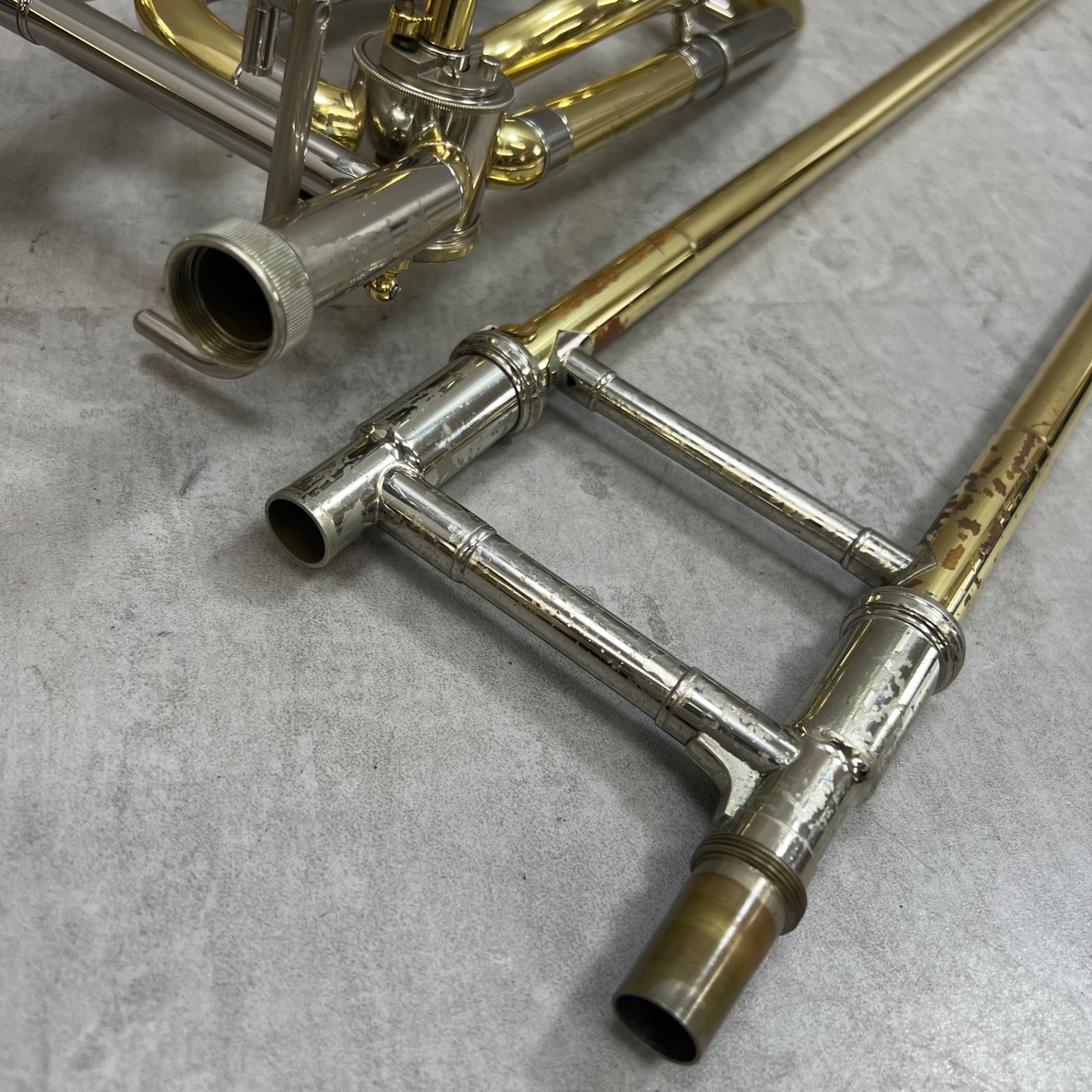 ヤマハ テナーバストロンボーン YSL-820G ゴールドブラス 純正ハード
