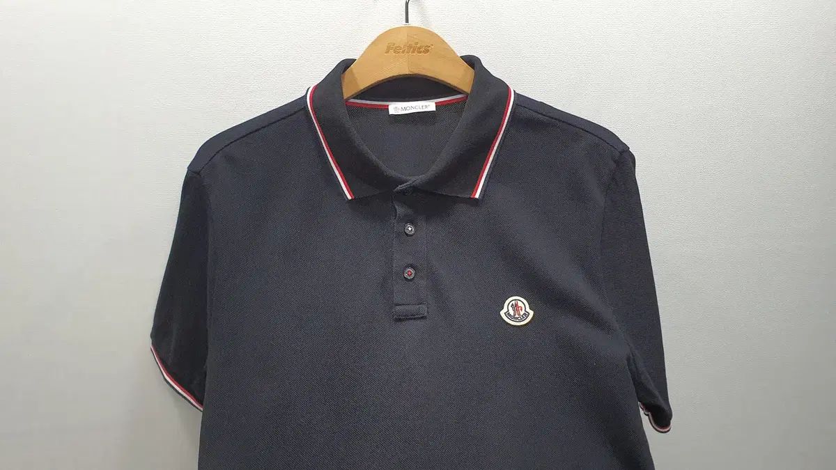 (正規品) MONCLER モンクレール 半袖 カラーTシャツ Mサイズ (バスト 49cm)