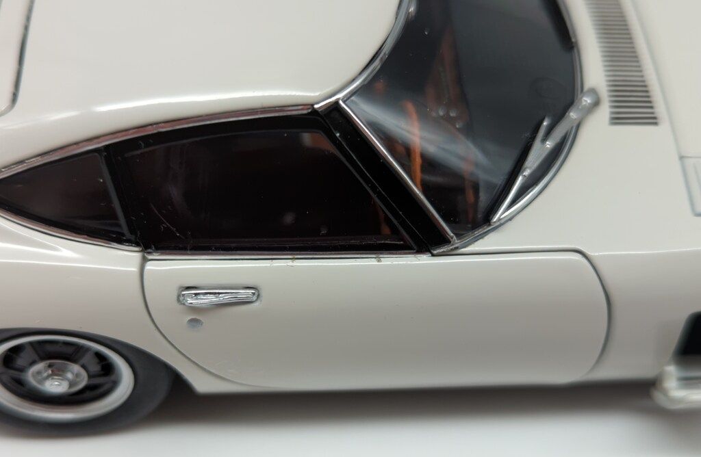 MMP 1/24EBBRO Premium Collection TOYOTA 2000GT (ホワイト)