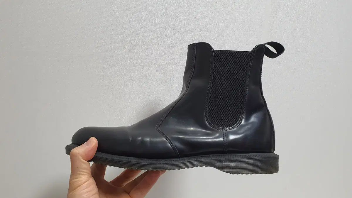 DR. MARTENS ドクターマーチン フローラ チェルシーブーツ UK9 (280程度)
