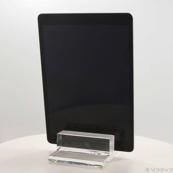 iPad 第9世代 64GB シルバー docomo SIMフリー 中古 - メルカリ