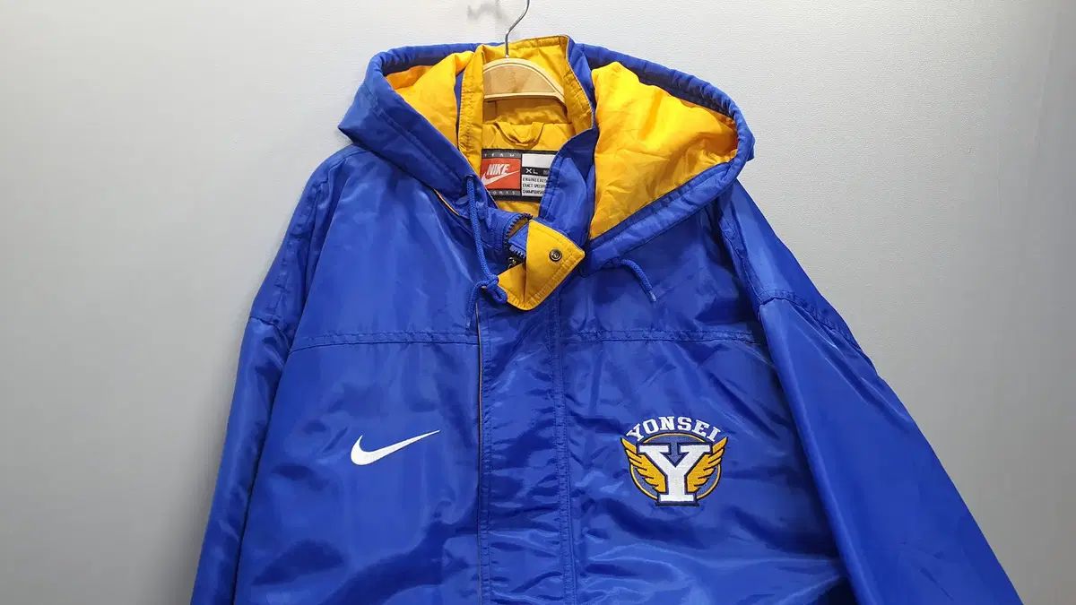 NIKE 延世大学 バスケット アウター XLサイズ NIKE 延世大学 バスケット アウター XLサイズ