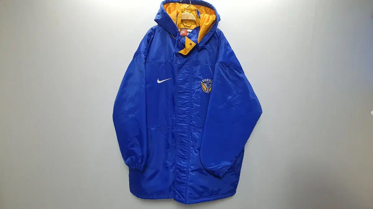 NIKE 延世大学 バスケット アウター XLサイズ NIKE 延世大学 バスケット アウター XLサイズ