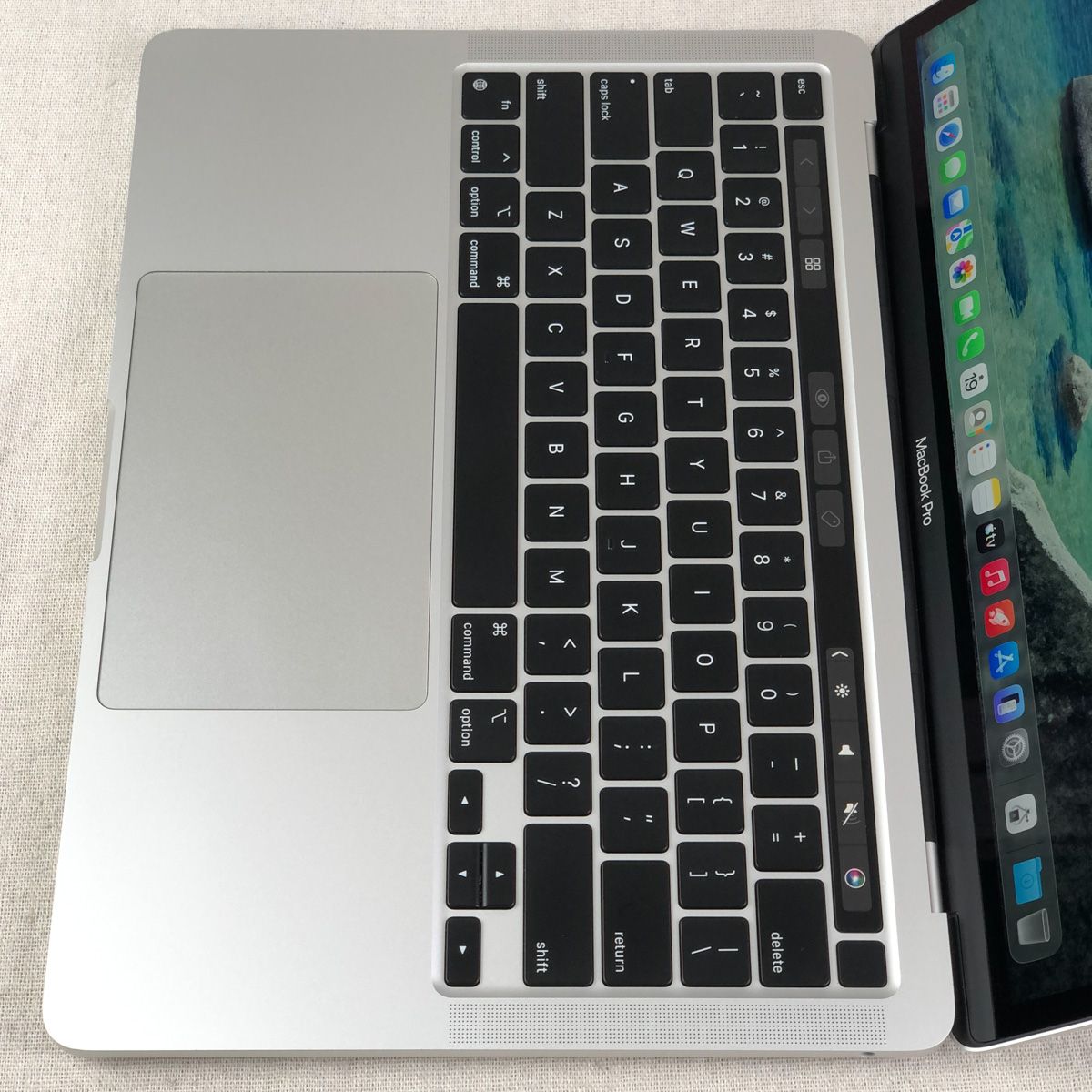 本体のみ】MacBook Pro M1 16GB/256GB (中古) - メルカリ