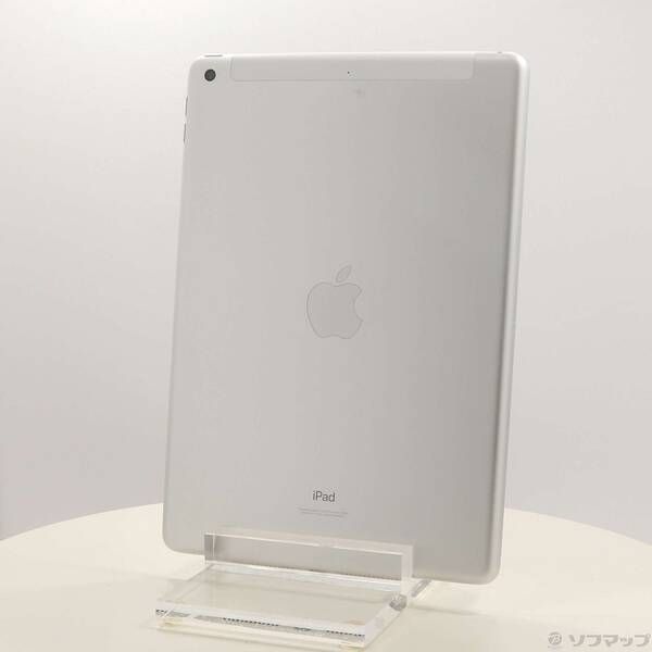 iPad 第9世代 64GB シルバー docomo SIMフリー中古 - メルカリ