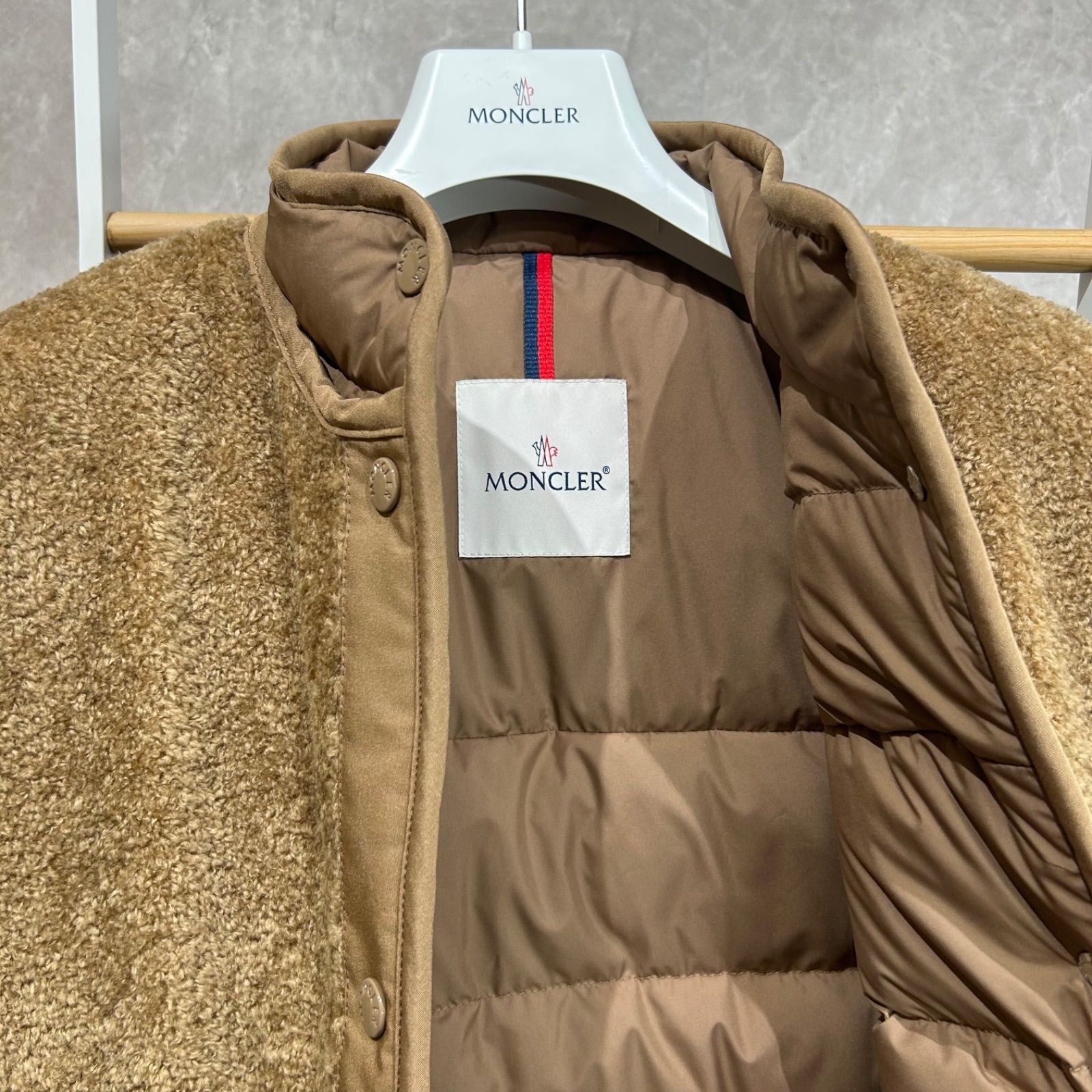 未使用級】【24-25年モデル】 MONCLERモンクレールダウンベストBOST