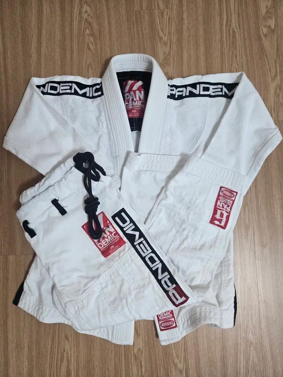 柔術 Jiu-Jitsu 柔道着 パンデミック a0f 白
