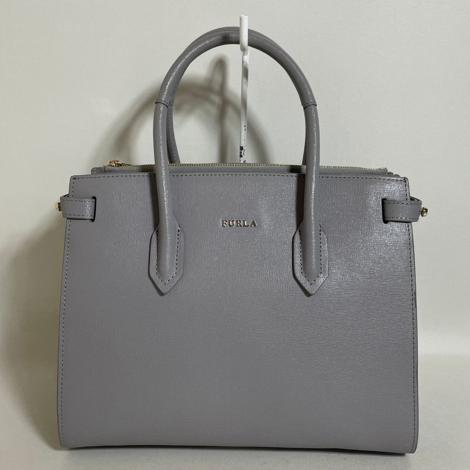 FURLA グレー レザー ハンドバッグ 2606-68｜美品｜フルラ 2WAYハンドバッグ レザー グレー - メルカリ