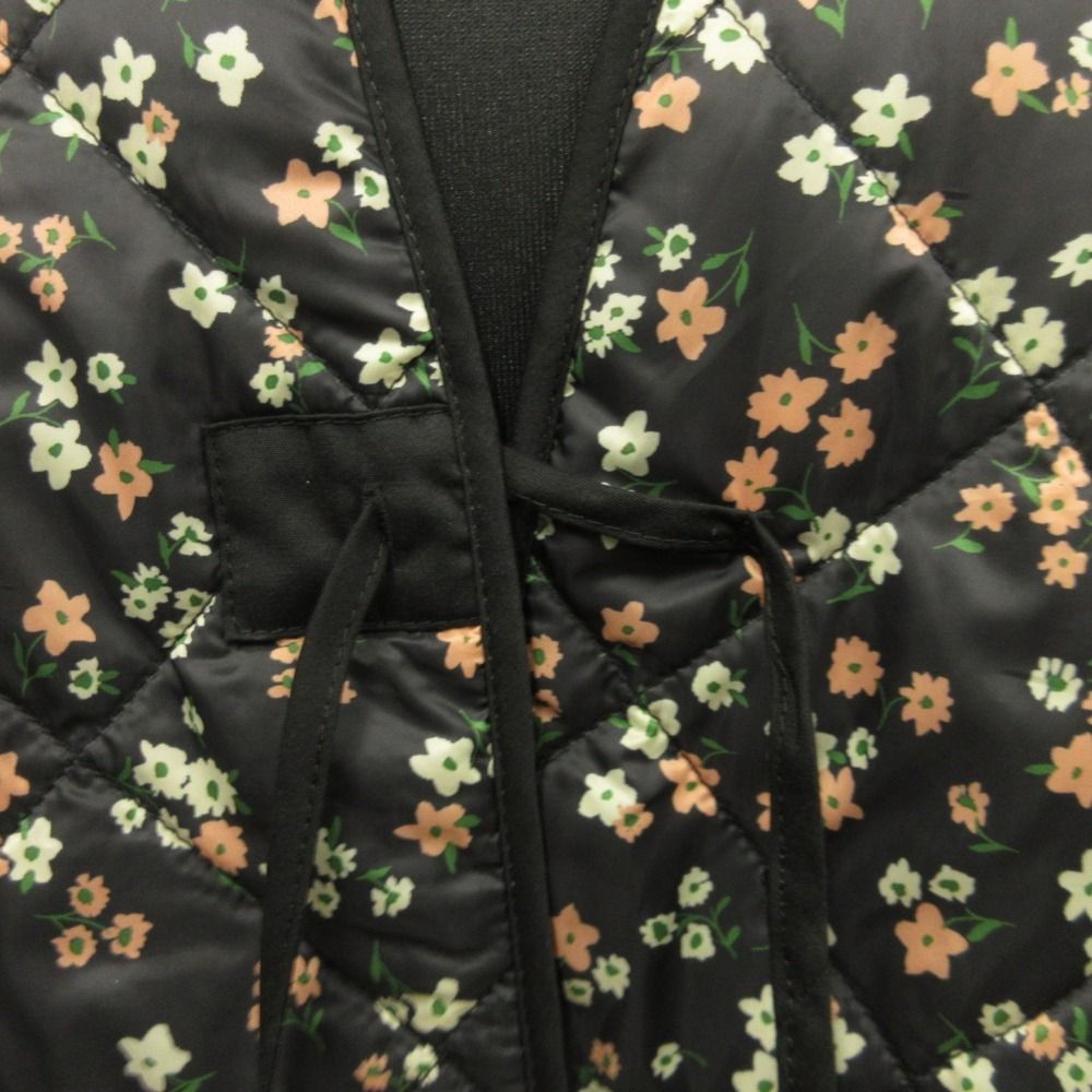 美品 ZARA ザラ キルティング ジャケット ブルゾン 花柄 中綿 S 黒