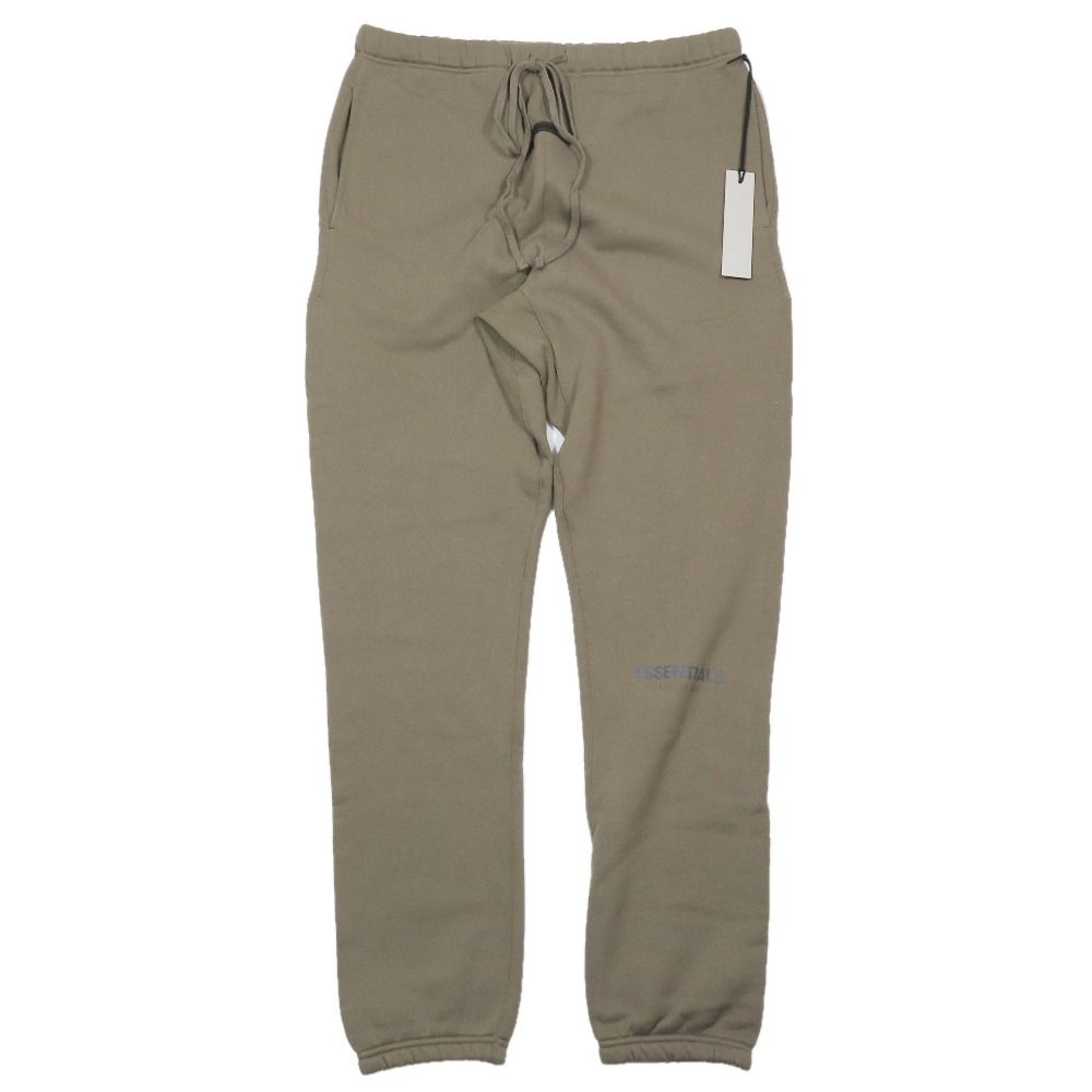 新品同様 FEAR OF GOD ESSENTIALS フィア オブ ゴッド エッセンシャルズ リフレクターロゴ スウェット イージーフリースパンツ L カーキ メンズ 古着 中古 USED