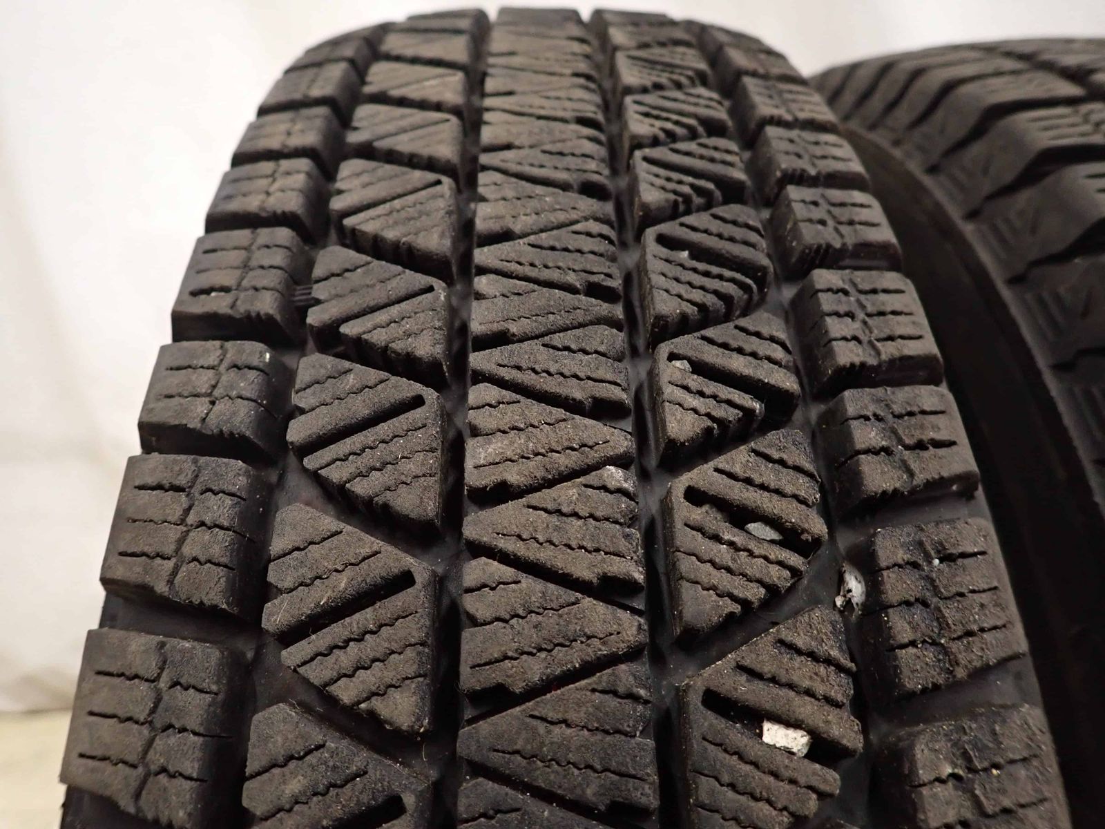 特売品 冬4本 会社宛 送料無料 175/80R15 90Q ブリヂストン ブリザック 