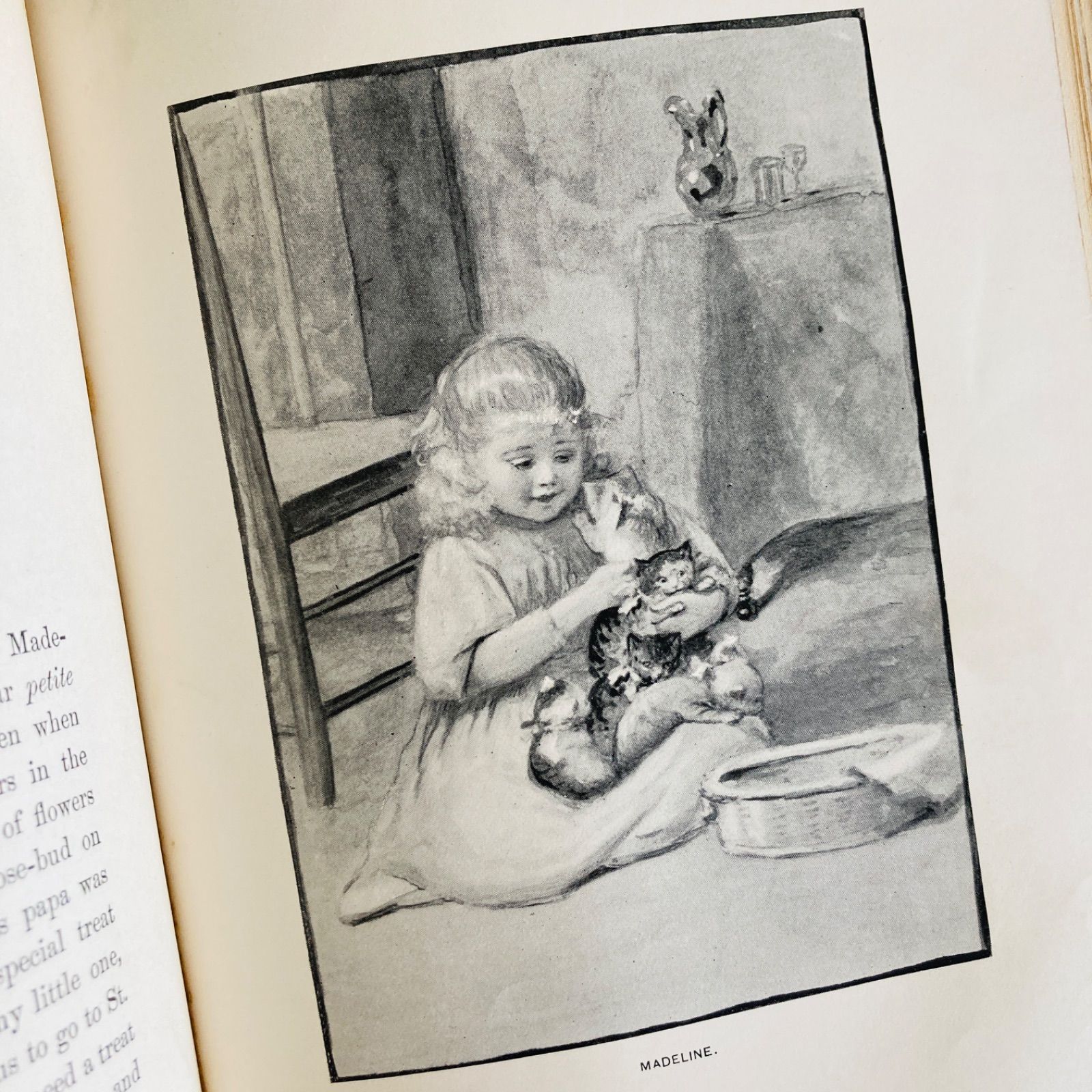 Ida Waugh 挿絵のアンティークブック Twenty Little Maidens 1893年