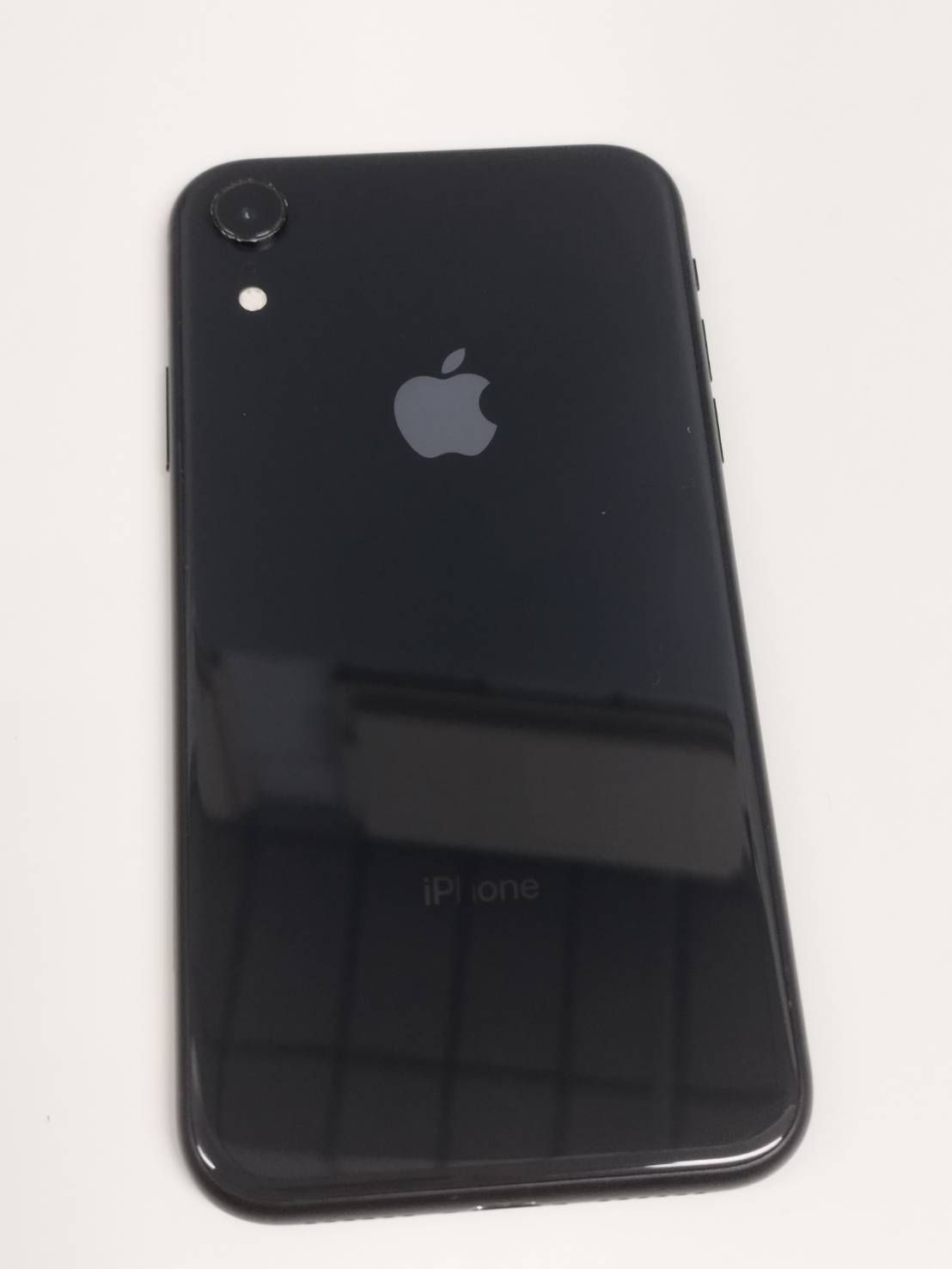 SIMフリー】iPhone XR/A2106/64GB/ブラック〈MT002J/A〉 - メルカリ