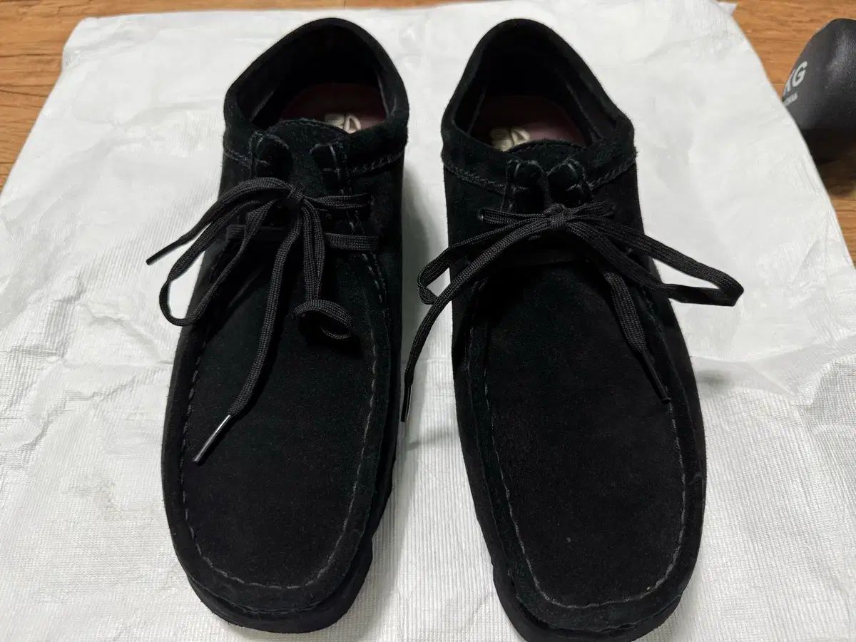 クラークス ワラビー ゴアテックス gtx 出品