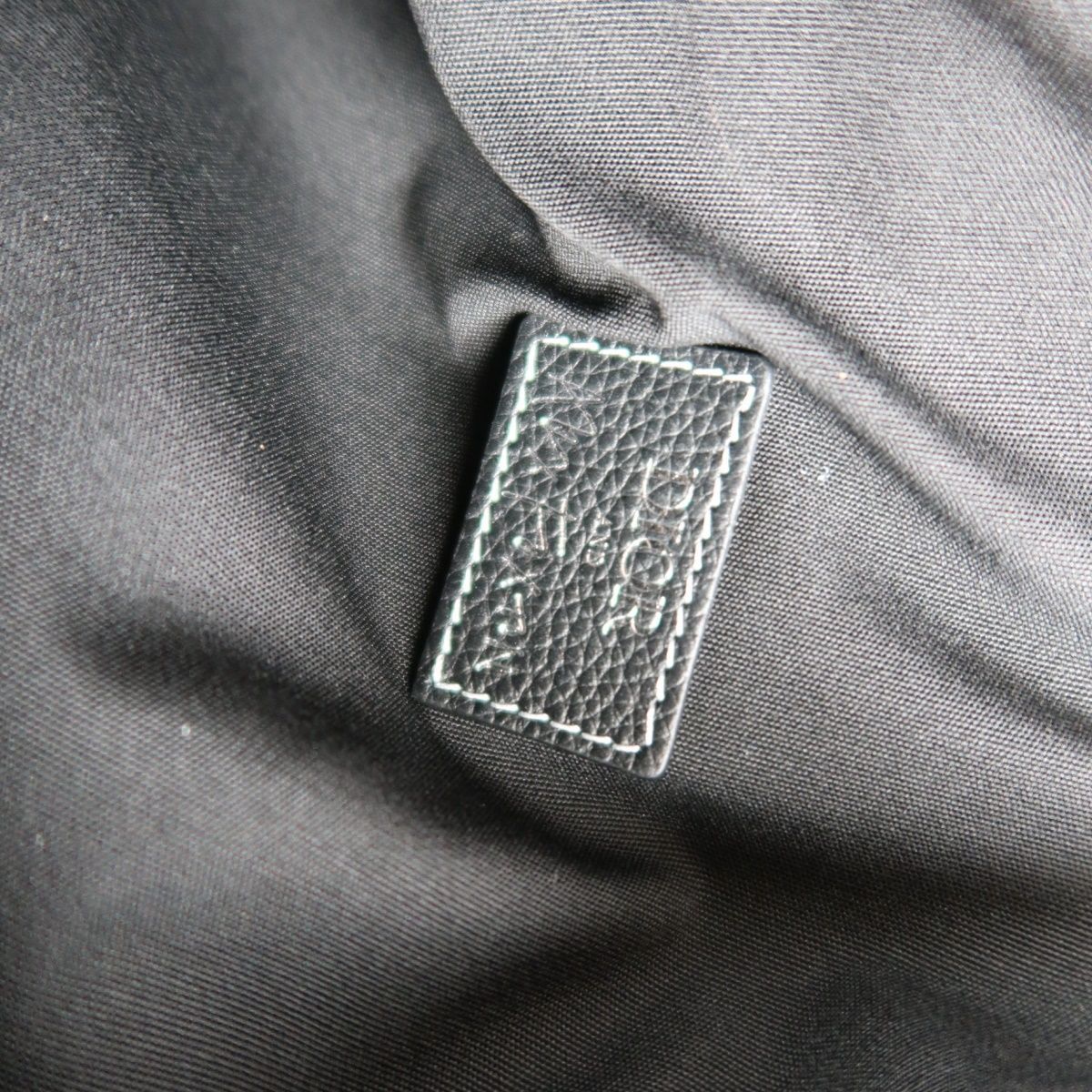 新品同様・未使用】Christian Dior ディオール ロゴプリント サドル