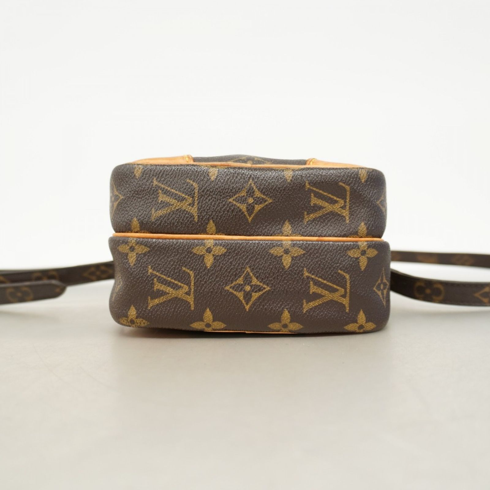 ルイ・ヴィトン(Louis Vuitton) ルイ・ヴィトン ショルダーバッグ