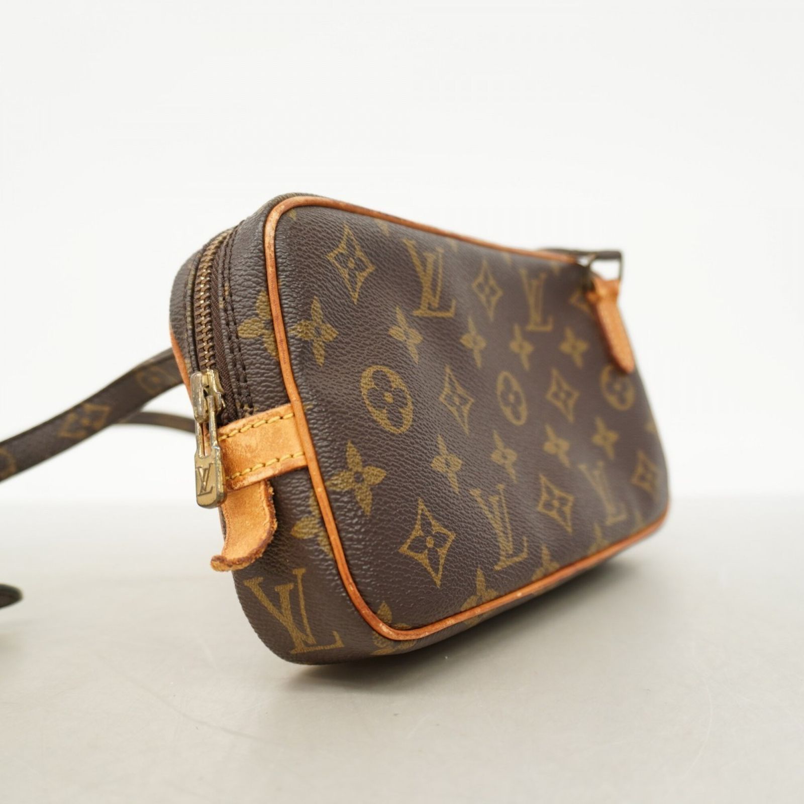 ルイ・ヴィトン(Louis Vuitton) ルイ・ヴィトン ショルダーバッグ 