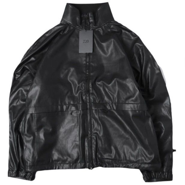 新品 DAIWA PIER39 ダイワ ピア39 25AW TECH SYNTHETIC SKIN WINDBREAKER JACKET テックシンセティックスキンウィンドブレーカージャケット BJ-40025W L BLACK 革ジャン フェイクレザー