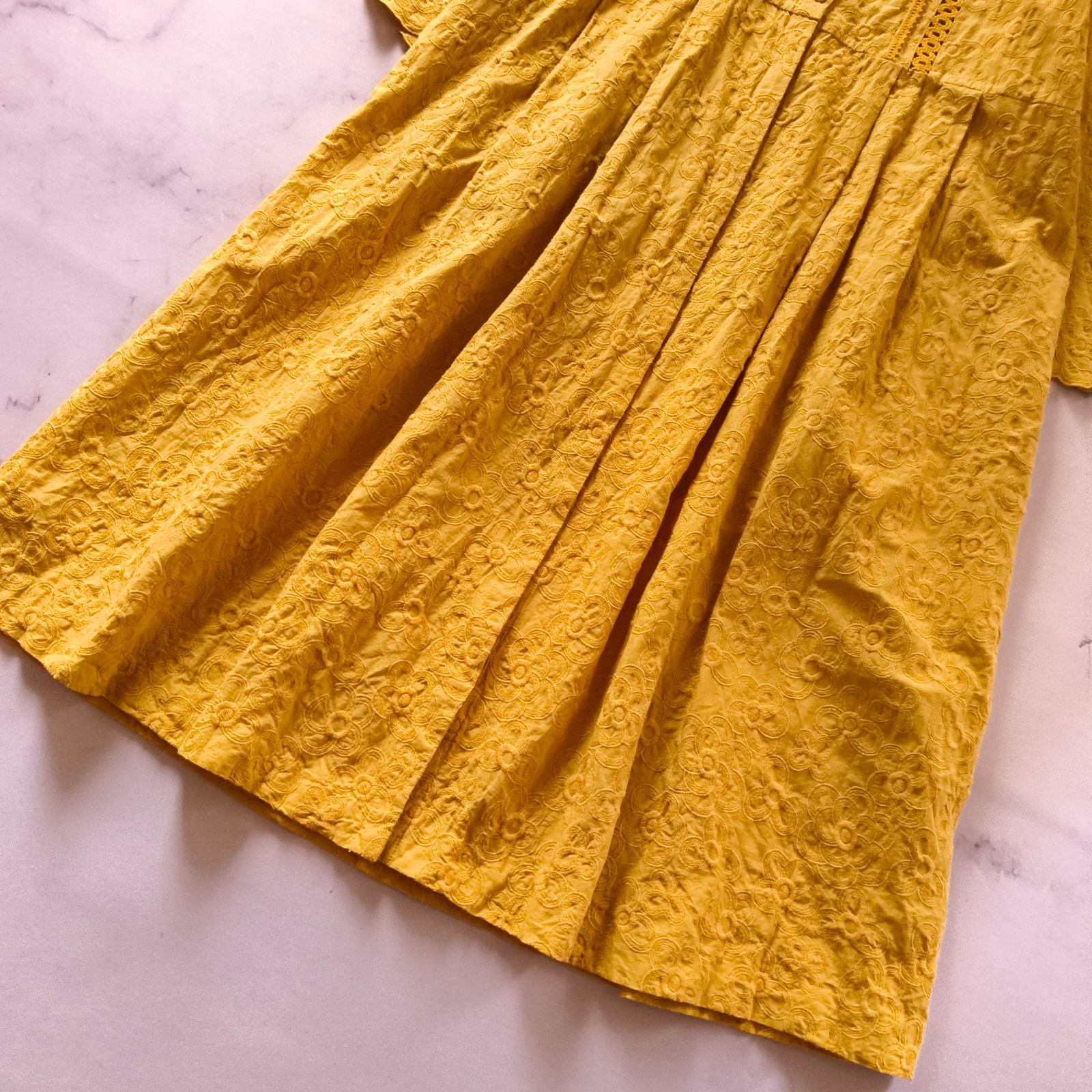 近年モデル ホコモモラ Flor del sol 花柄刺繍 ワンピース 40 近年モデル ホコモモラ Flor del sol 花柄刺繍 ワンピース 40