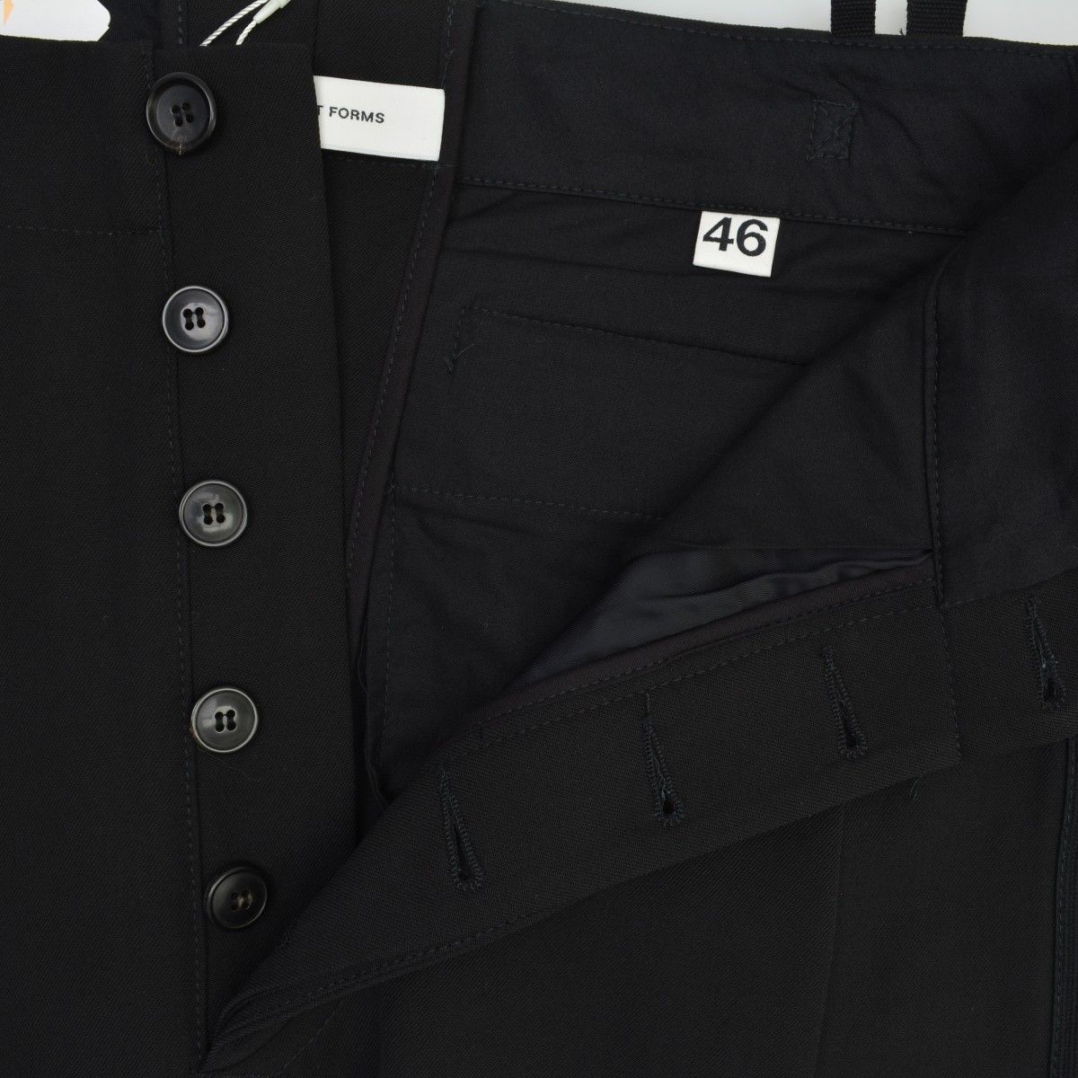 APPLIEDARTFORMS】DM1-9 Pleated Slacksパンツ - メルカリ