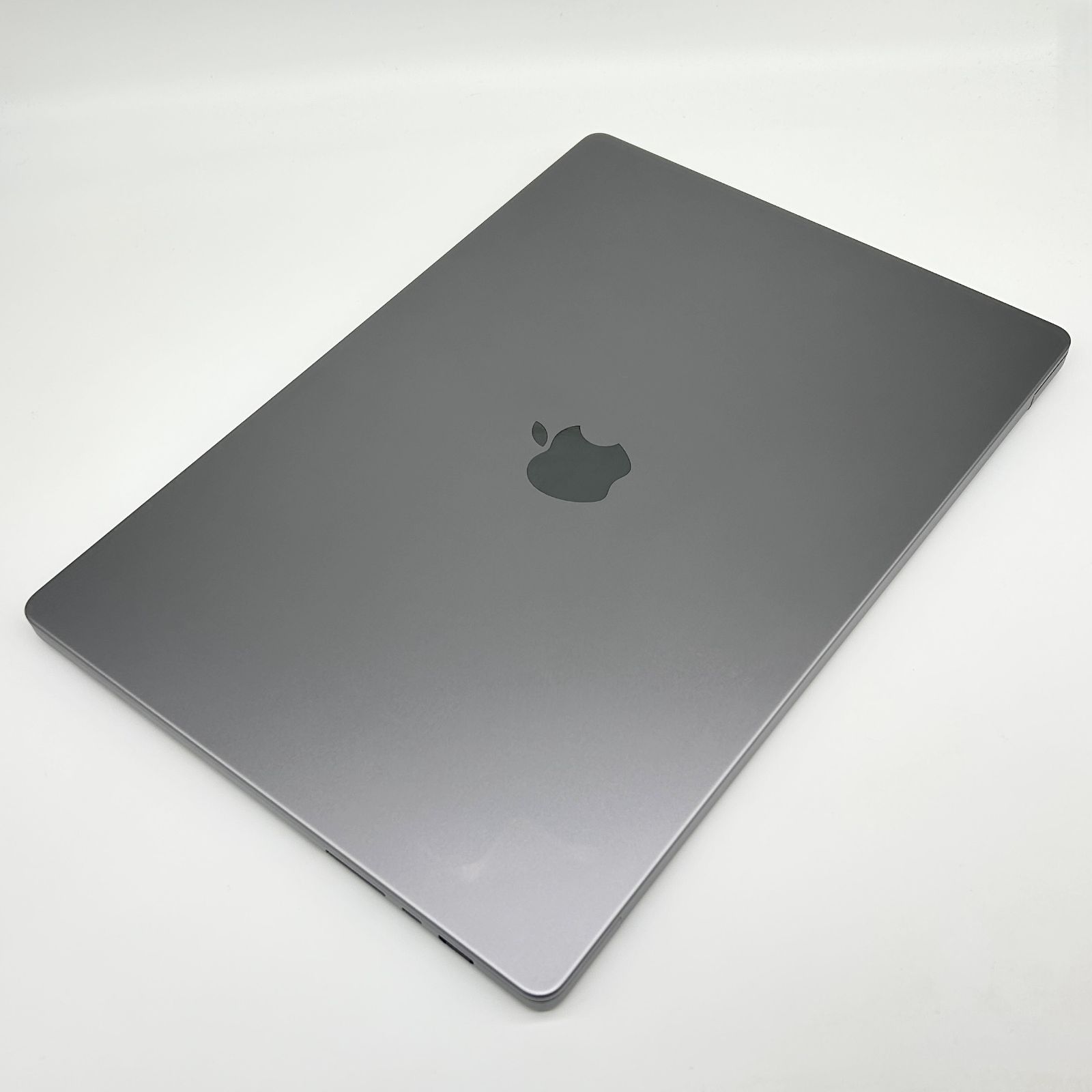 即配【良品】Apple MacBook Pro 2021年モデル 16-inch A2485 Apple M1 Max GPU 32コア メモリ 64GB SSD 1TB シルバー JIS配列 最大容量100％ 動作確認済 送料無料