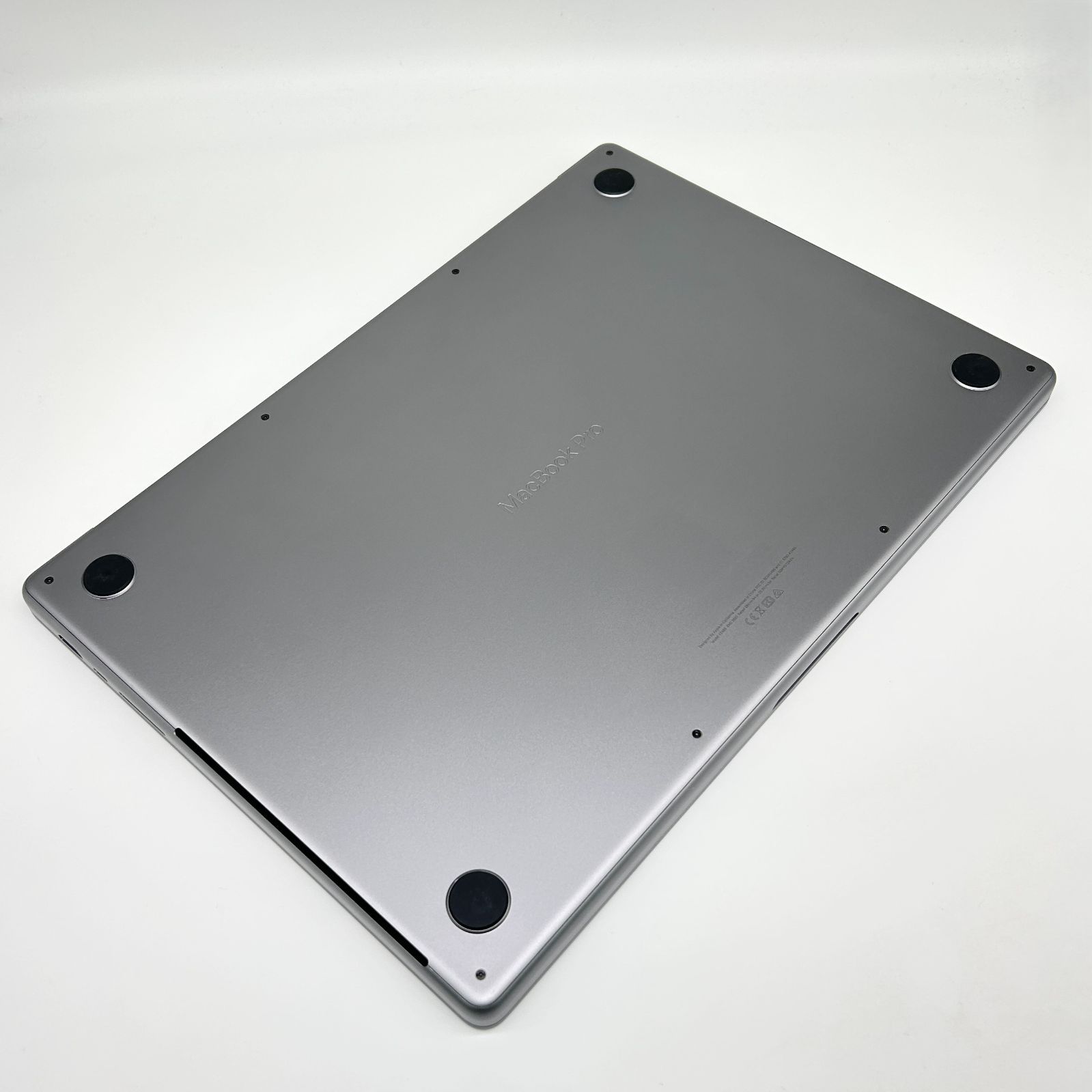 即配【良品】Apple MacBook Pro 2021年モデル 16-inch A2485 Apple M1 Max GPU 32コア メモリ 64GB SSD 1TB シルバー JIS配列 最大容量100％ 動作確認済 送料無料
