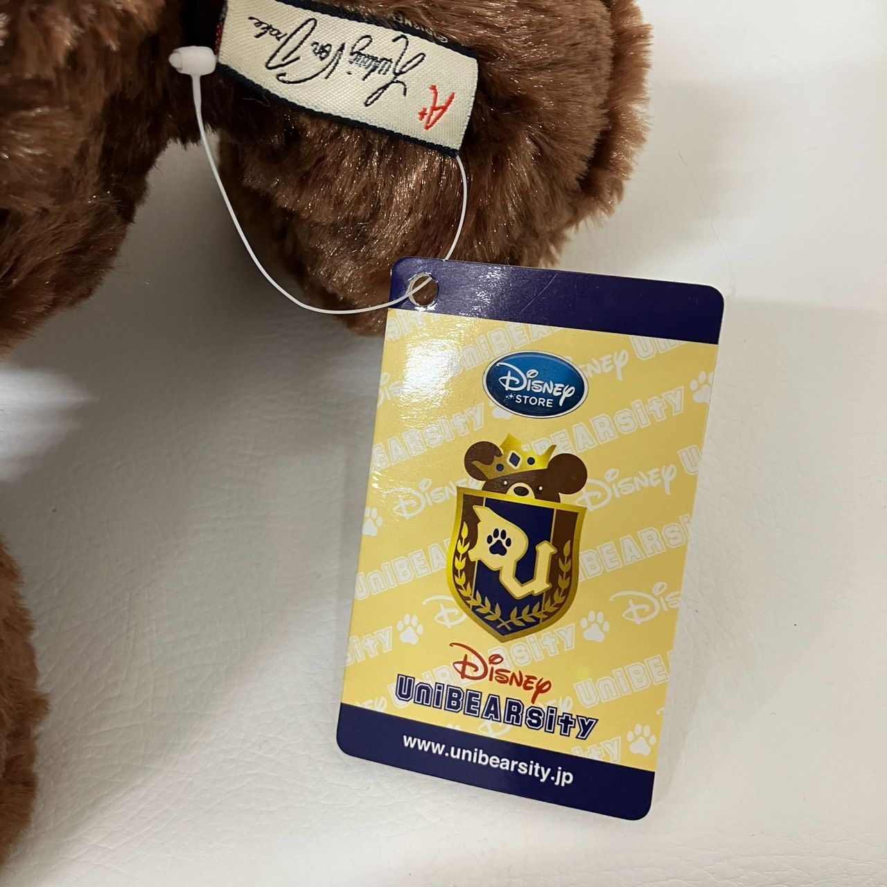 新品・タグ付き】ディズニーストア ユニベアシティ モカ ぬいぐるみ