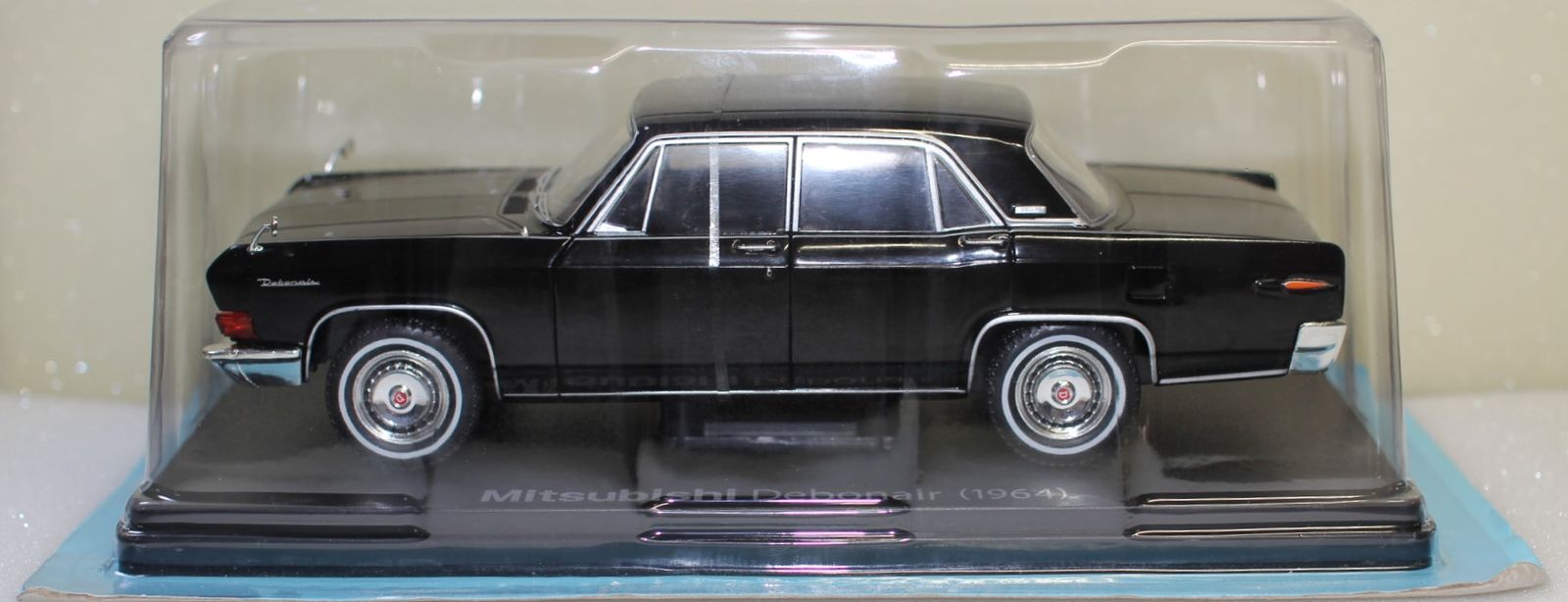 USED 未開封 1/24 国産名車コレクション 三菱 デボネア 1964 240001033850