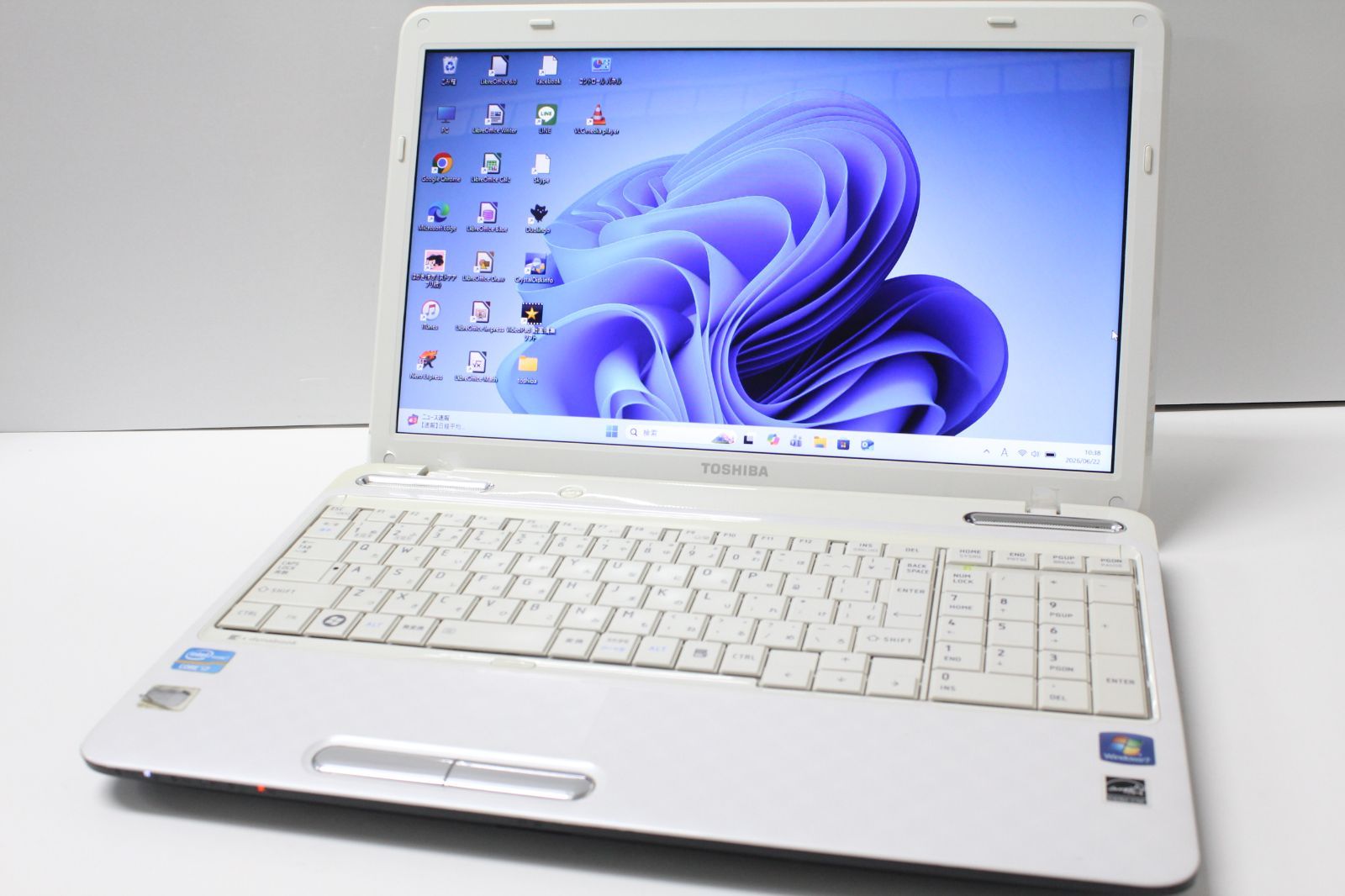 東芝 dynabook T351 i7 SSD8GB 中古ノートPC - メルカリ