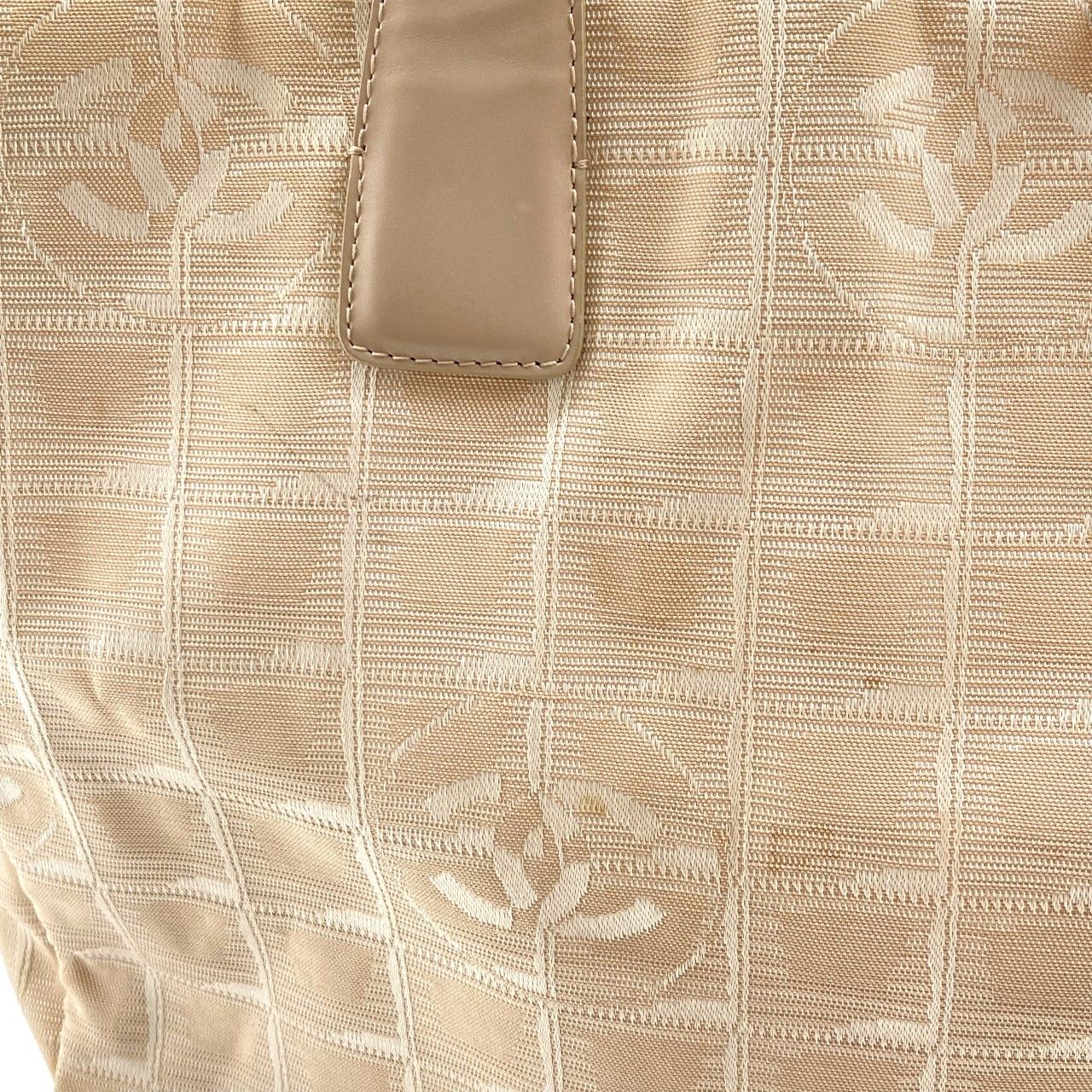 CHANEL（シャネル） ニュートラベルライントートMM トートバッグ