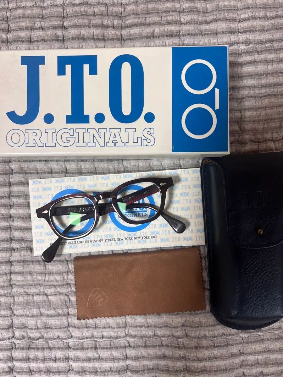 Jto JULIUS TART OPTICAL(ジュリアスタートオプティカル) レッドウッド 44サイズ