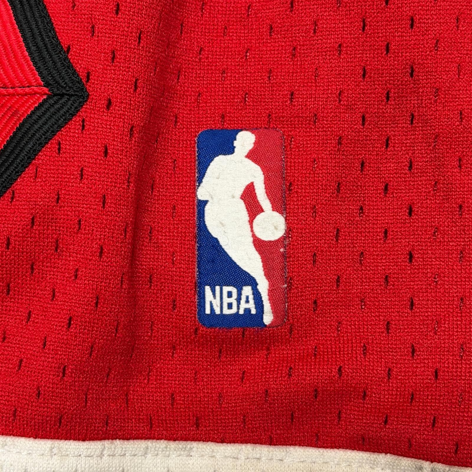 Mitchell & Ness シカゴ・ブルズ スウィングマン ショーツ NBA 1997-98