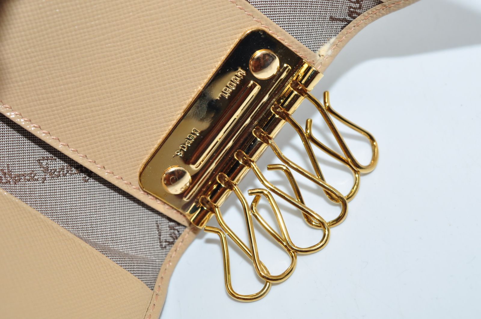 Salvatore Ferragamo フェラガモ ガンチーニ 6連 キーケース 鍵