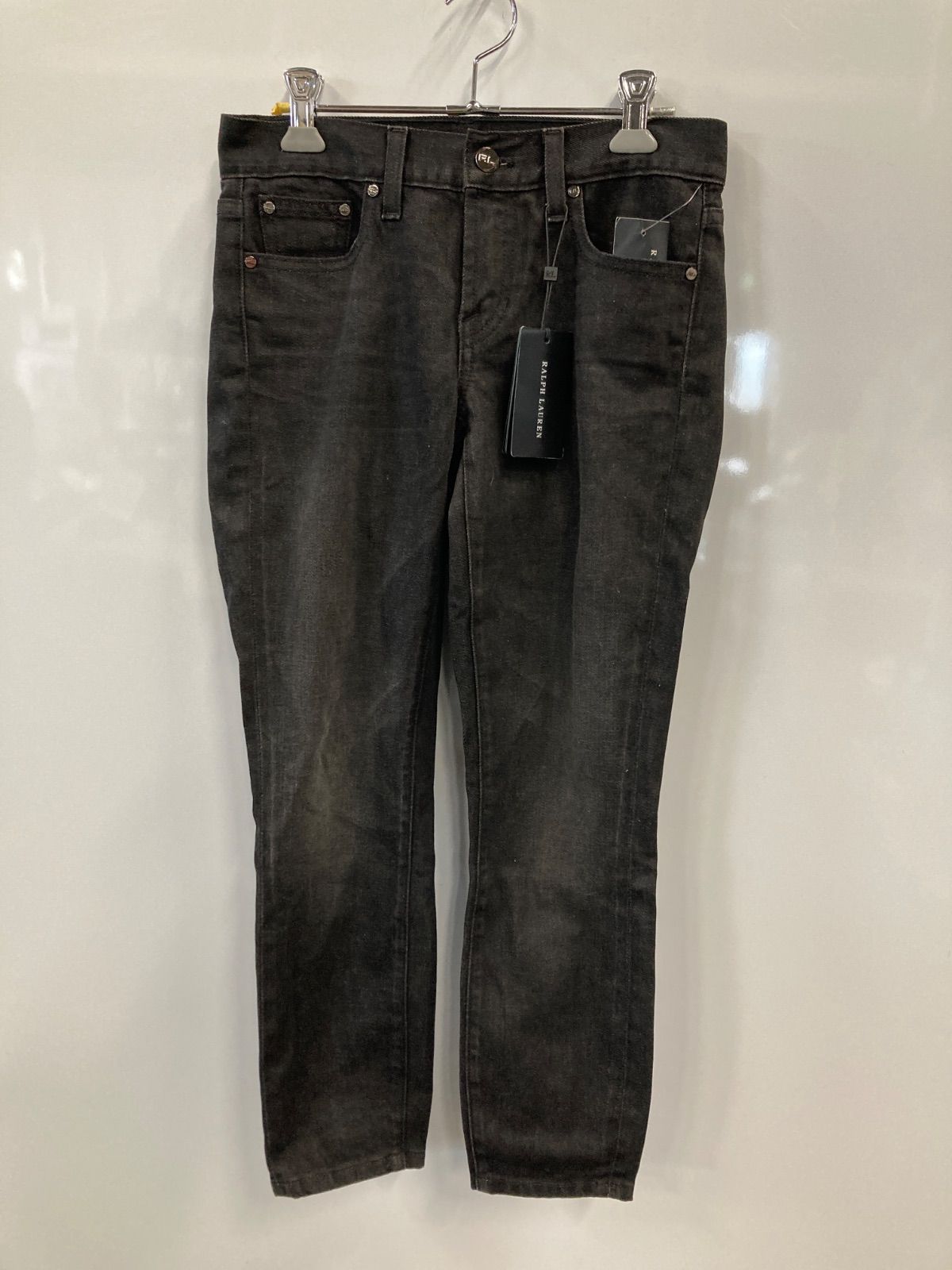 P54⚫︎RALPH LAUREN⚫︎ラルフローレン⚫︎パンツ⚫︎デニム⚫︎スリム⚫︎レザーパッチ付き⚫︎レディース⚫︎size25⚫︎黒⚫︎アメリカ製