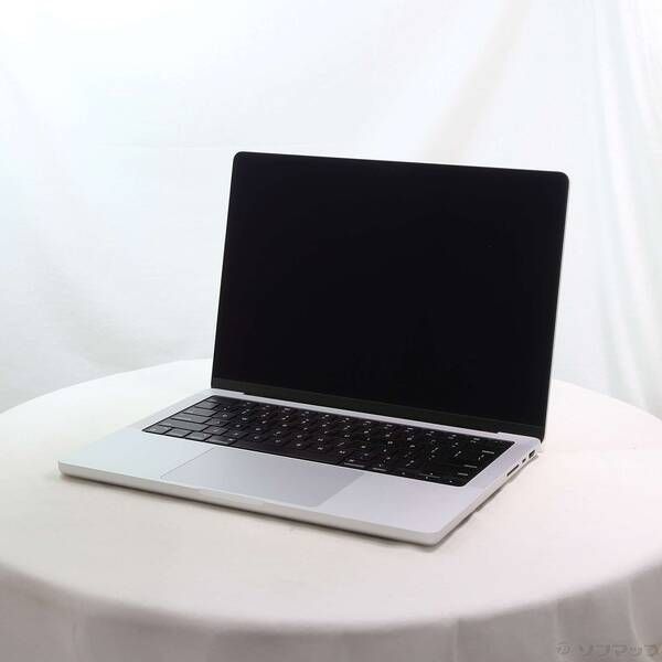 ソフマップ 〔中古品〕 MacBook Pro 14.2-inch Late-2023 MRX73J／A Apple M3 Pro 12コアCPU_18コアGPU 18GB SSD4TB シルバー 〔26.3 Tahoe〕【198】