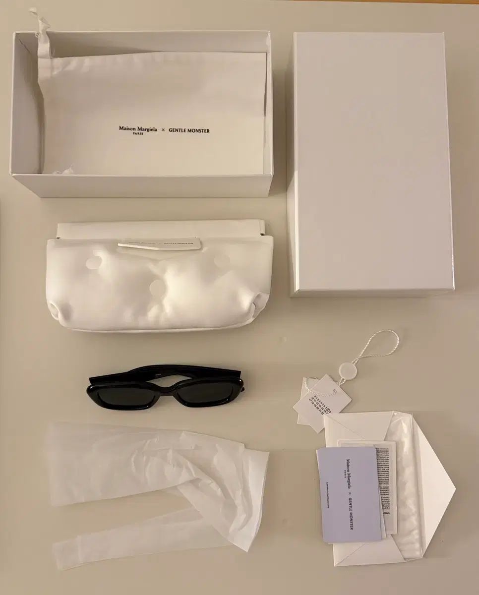 GENTLE MONSTER(ジェントルモンスター) Maison Margiela MM207 ブラック サングラス