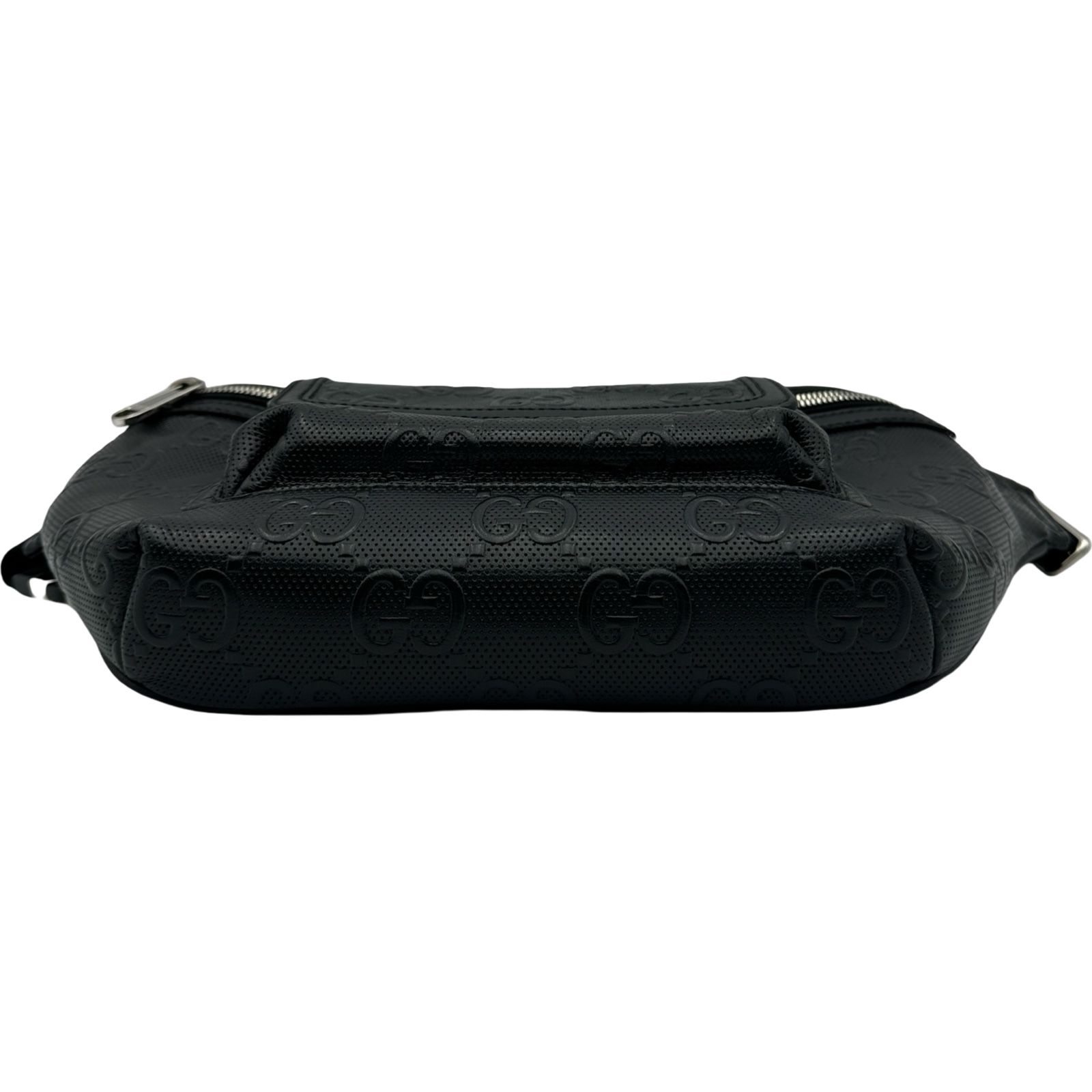 グッチ GUCCI GGエンボスベルトバッグ 645093 ブラック シルバー金具 