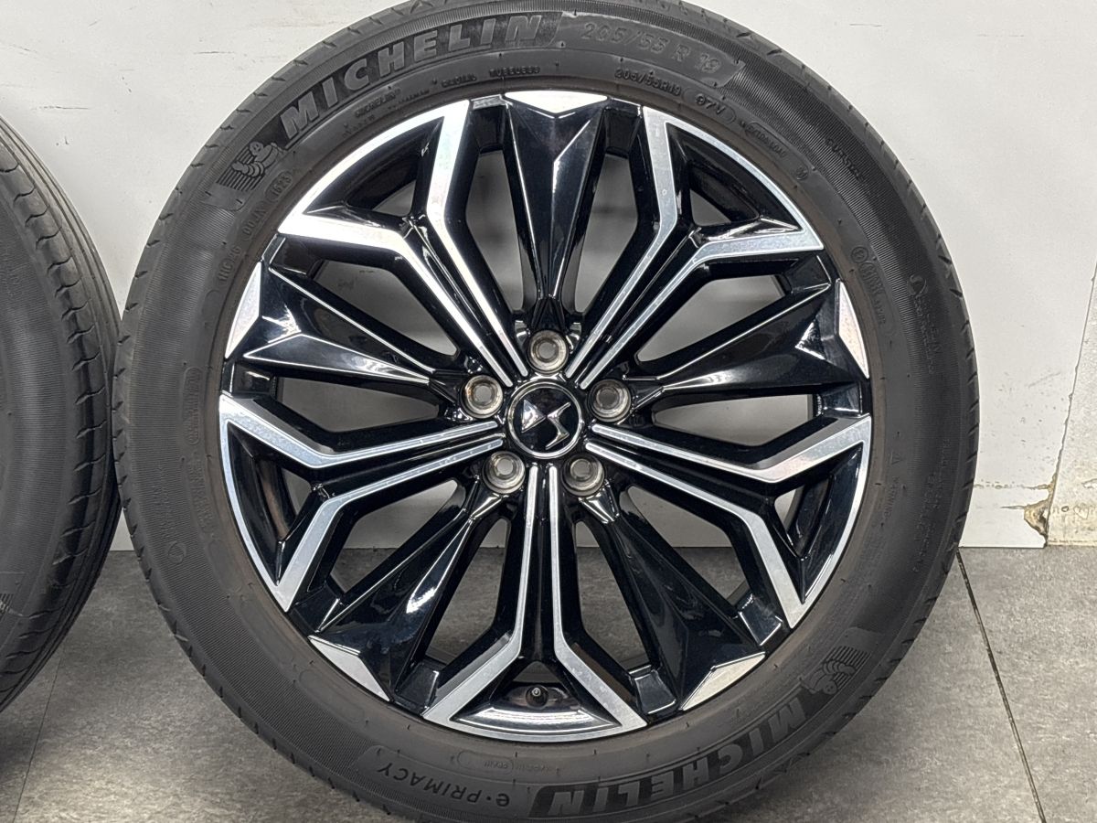 美品】シトロエン DS4 ETOILE 純正 SEVILLA 19in 7J +41 PCD108