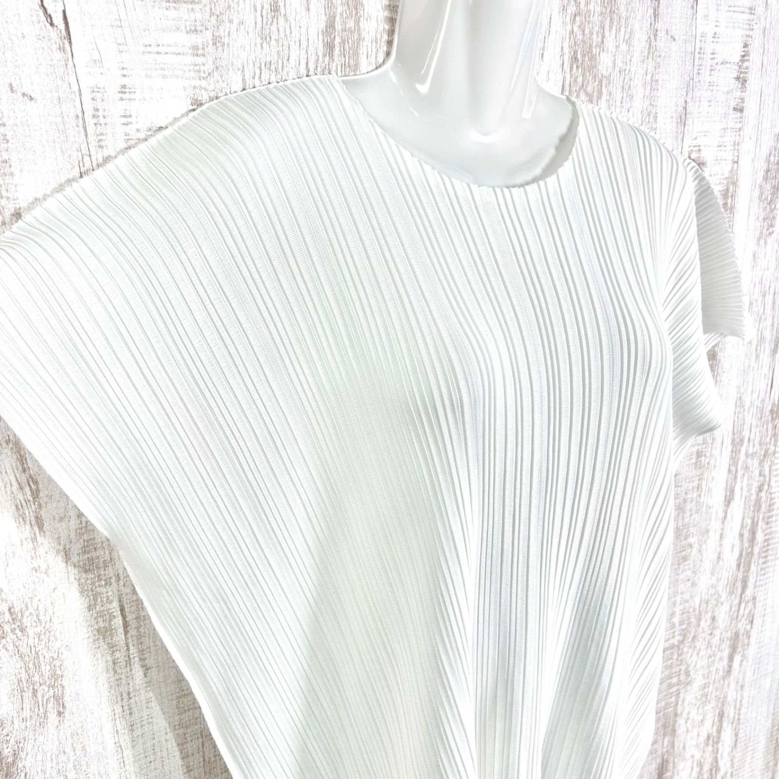 ISSEY MIYAKE PLEATS PLEASE イッセイミヤケ プリーツプリーズ
