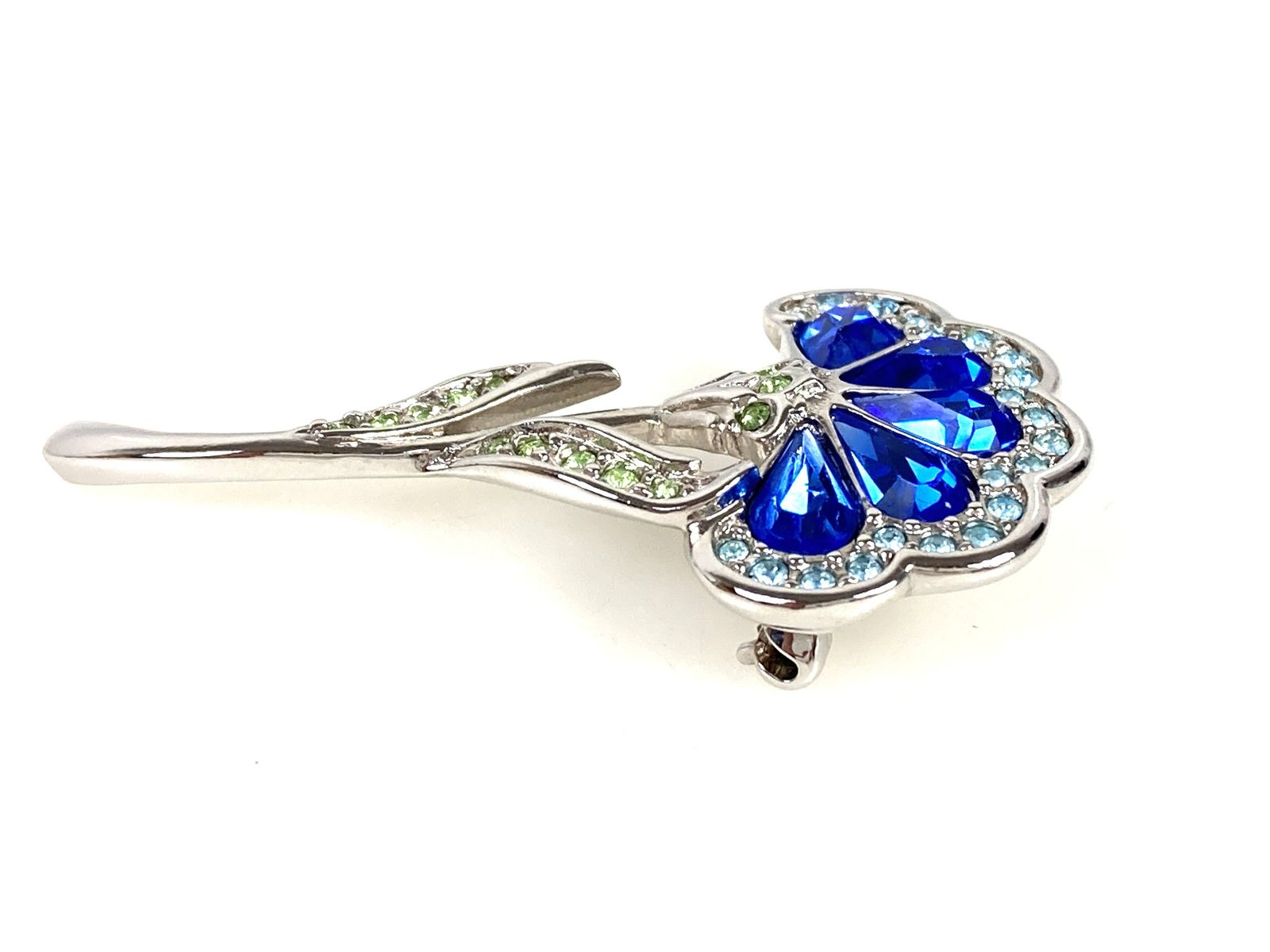 スワロフスキー SWAROVSKI クリスタル フラワー/花 ブローチ ブルー系