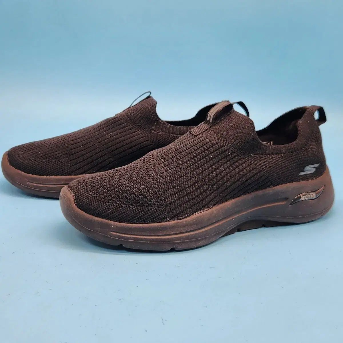 SKECHERS ゴーウォーク アーチフィット レディース スリッポン 240